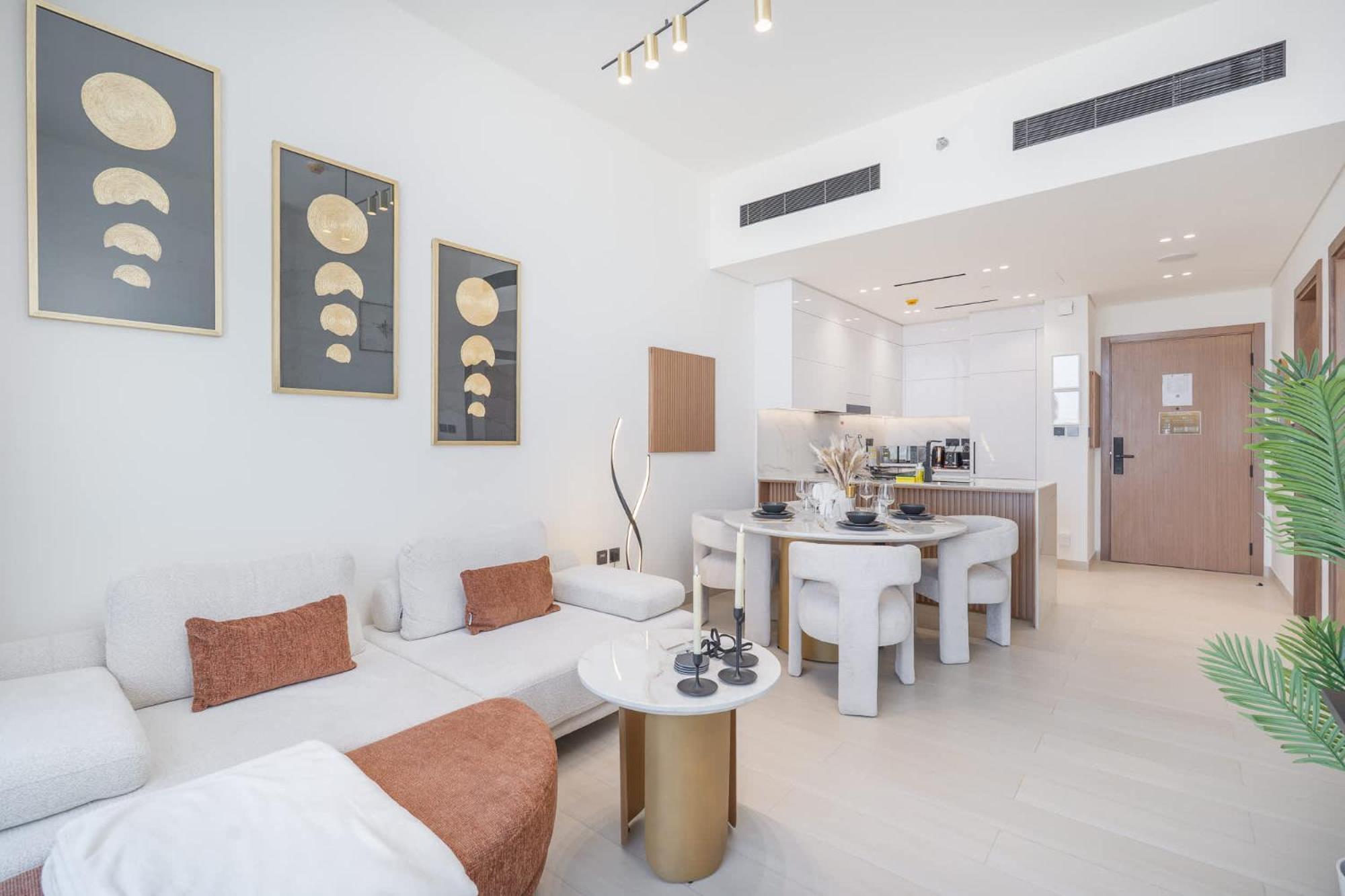 Skyline Views In 1 Bedroom At Binghatti Onyx Apartment Dubai
