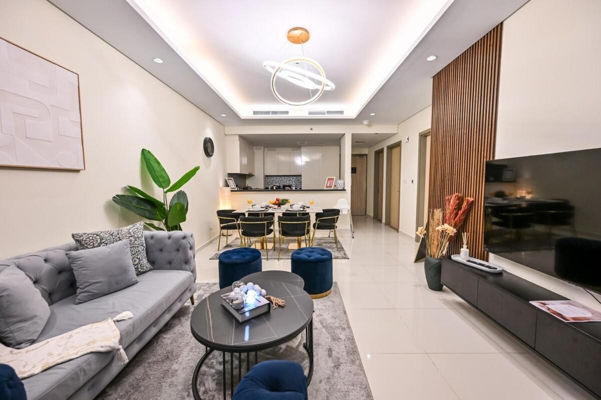 Apartment New 2 Bed Burj Khalifa View, 64th Floor Infinity Pool Dubai