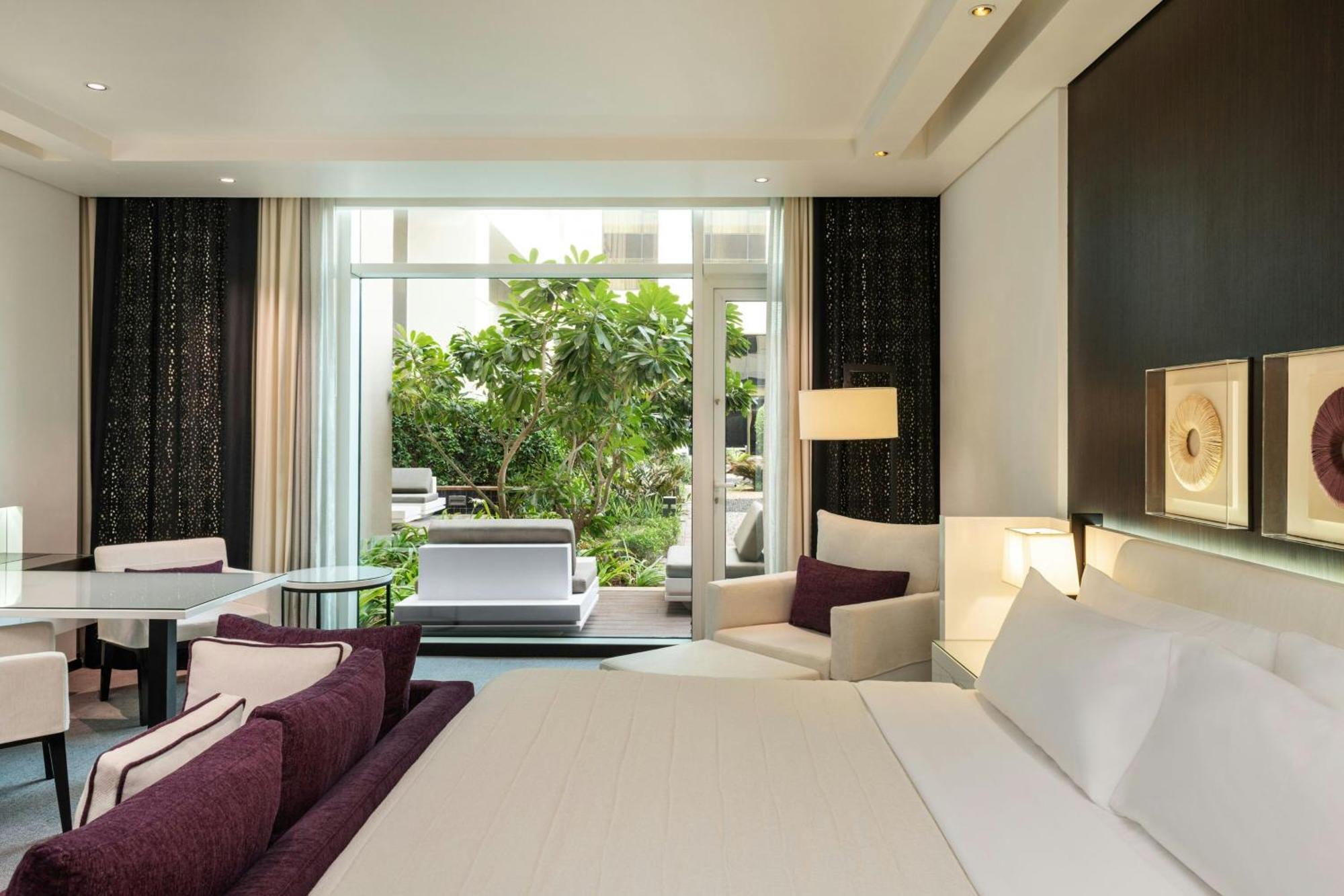 Le Meridien & Conference Centre Hotel 5*