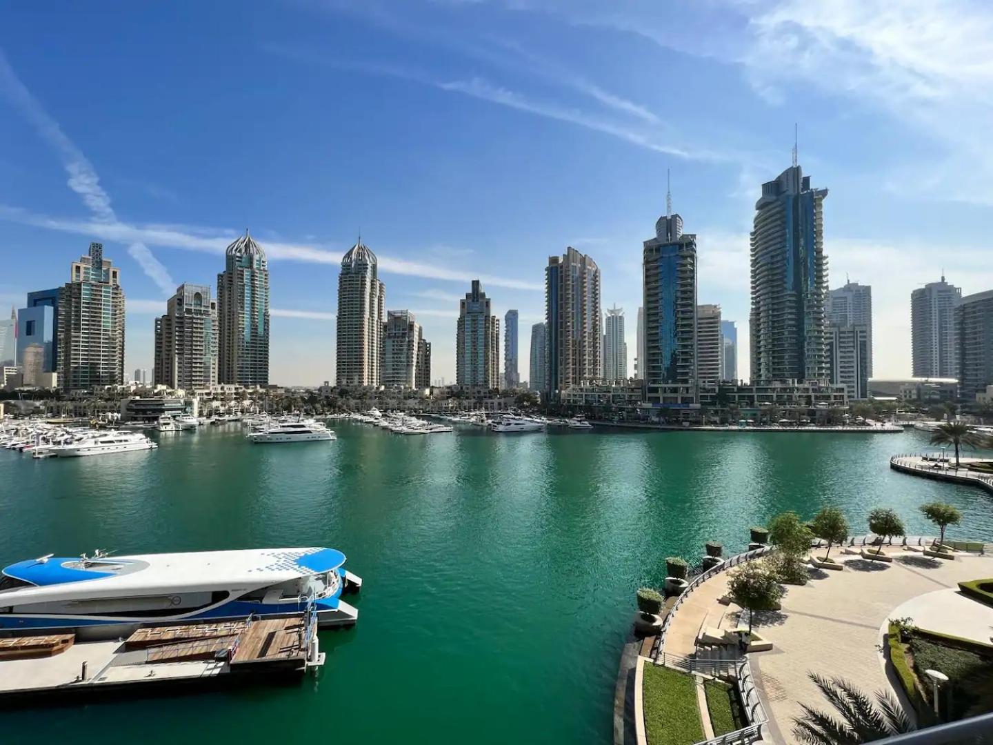 Vacay Lettings 1 Bedroom - Iris Blue Tower Marina View Dubai