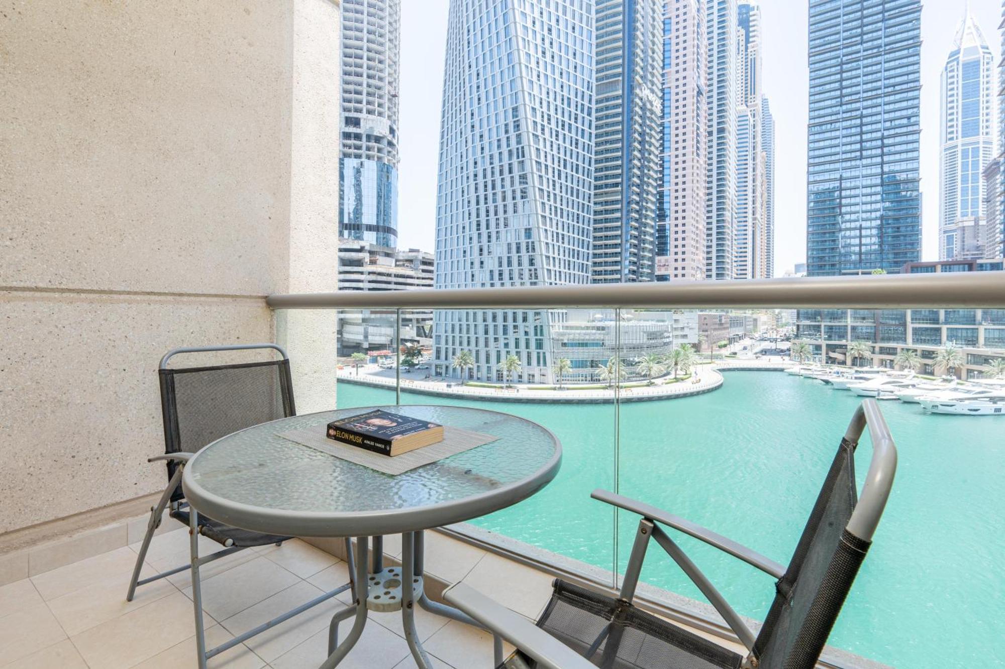Vacay Lettings 1 Bedroom - Iris Blue Tower Marina View *