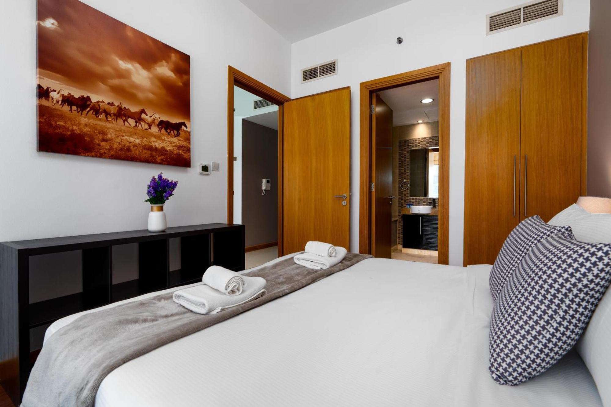 Apartamento Vacay Lettings 1 Bedroom - Iris Blue Tower Marina View Dubai