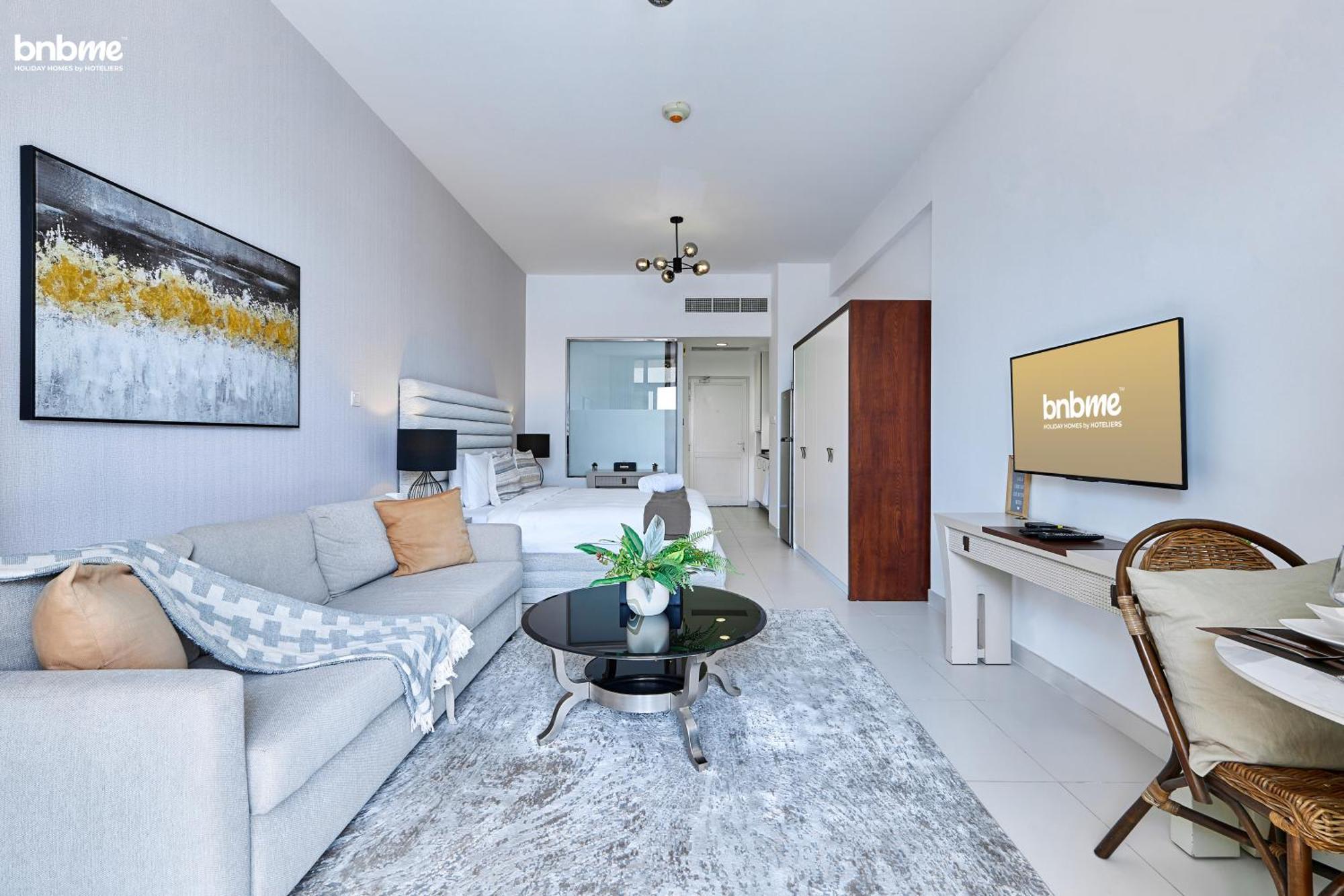 Bnbmehomes - Palm Views Dubai