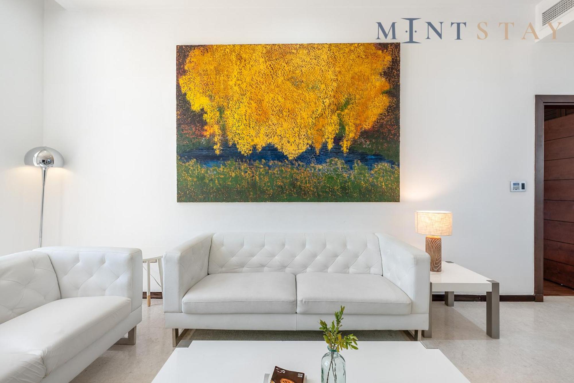 Tiara Residences, Palm Jumeirah - Mint * Dubai