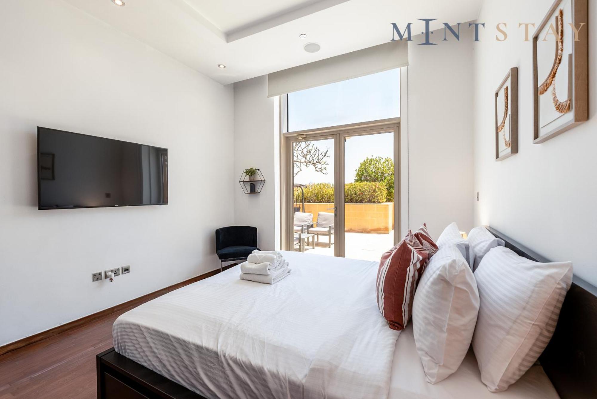 Daire Tiara Residences, Palm Jumeirah - Mint Dubai
