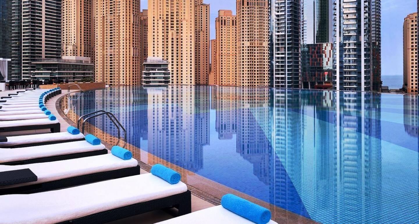 Cosmos Living Jw Marriott Marina Apartment