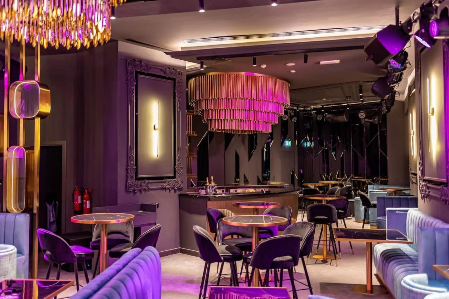 Cosmos Living Jw Marriott Marina