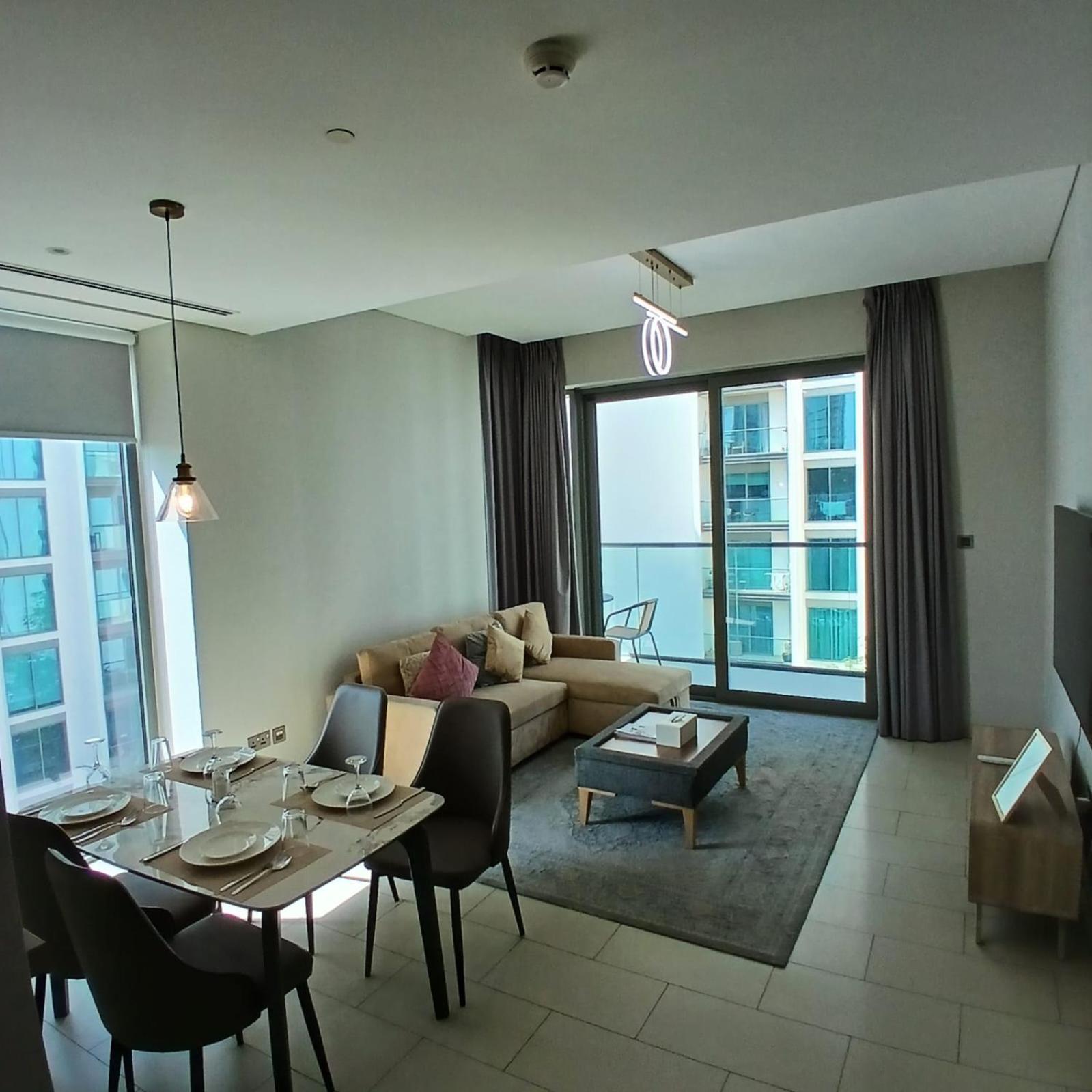 Apartment By Latinem Luxury 1br G6524 Near Burj Khalifa *