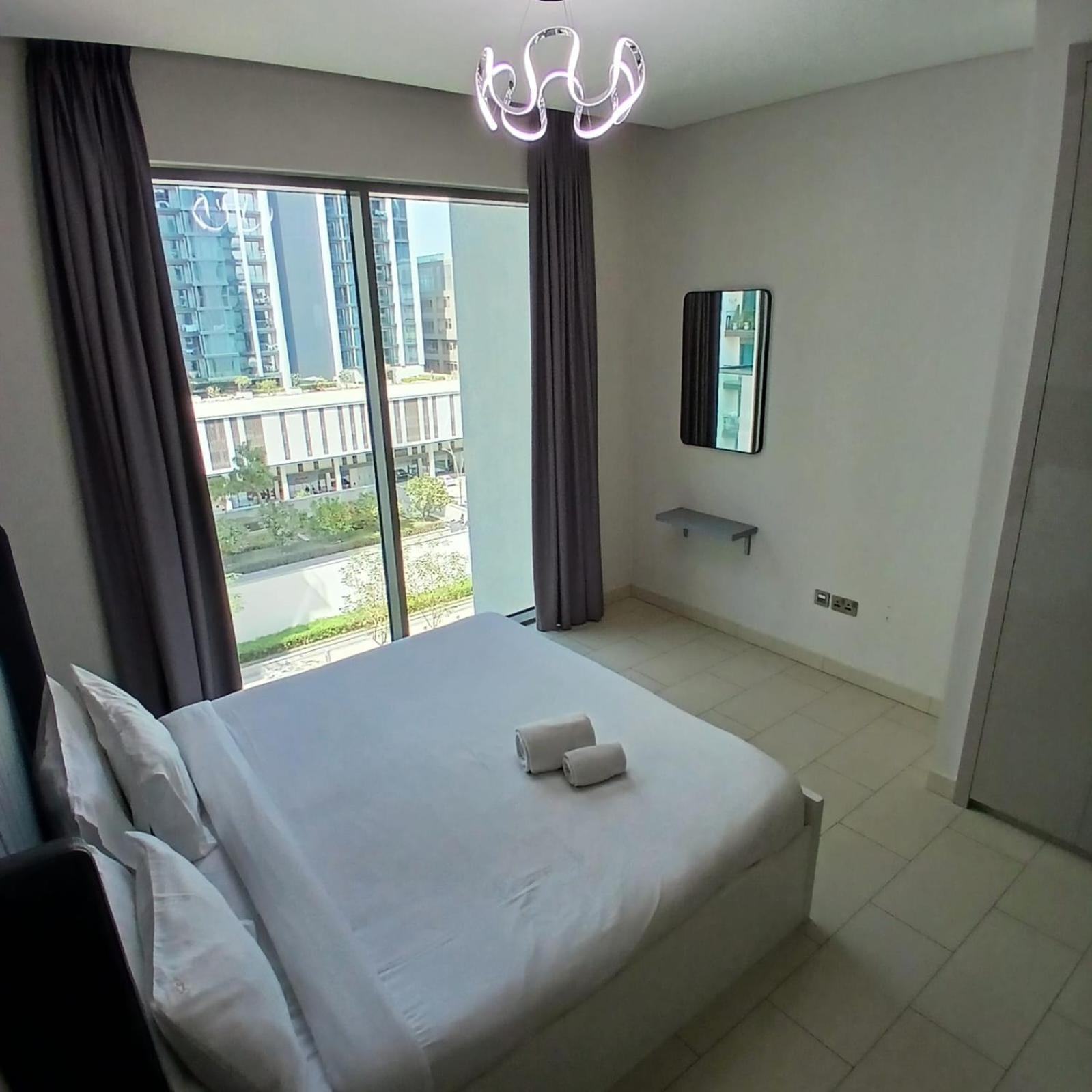 By Latinem Luxury 1br G6524 Near Burj Khalifa Dubai