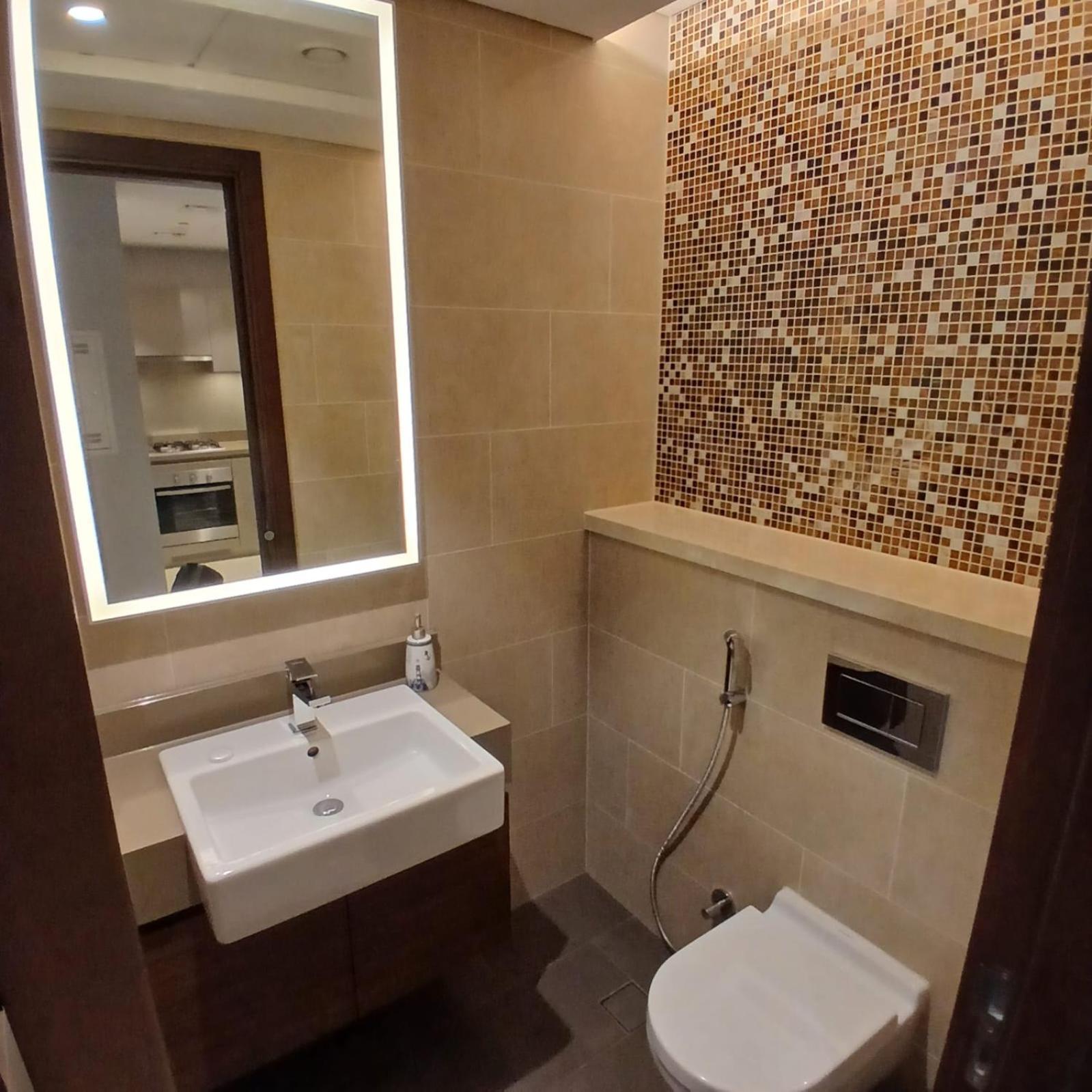 By Latinem Luxury 1br G6524 Near Burj Khalifa