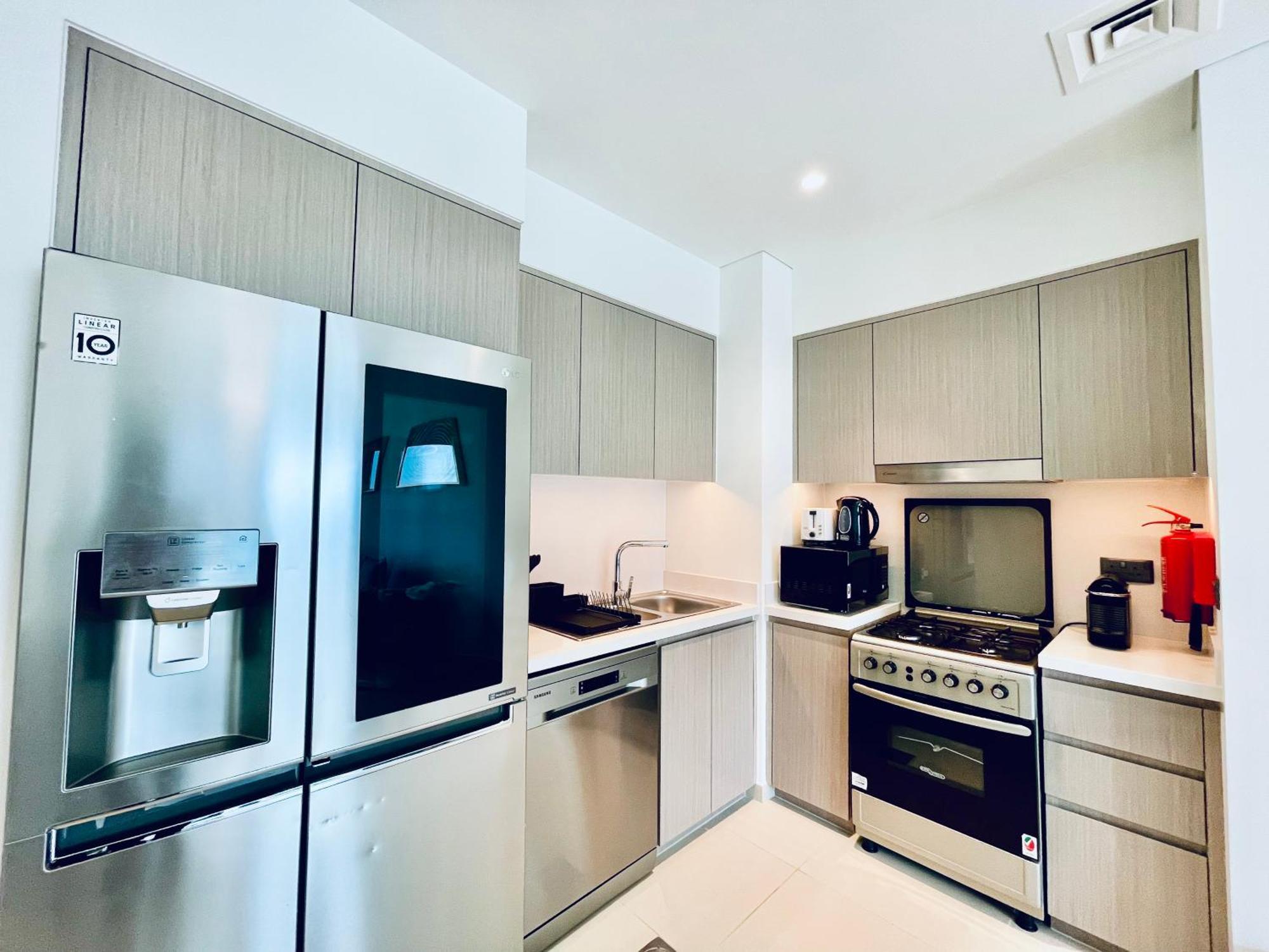 Apartment Majestic Act 2bedroom Boulevard View