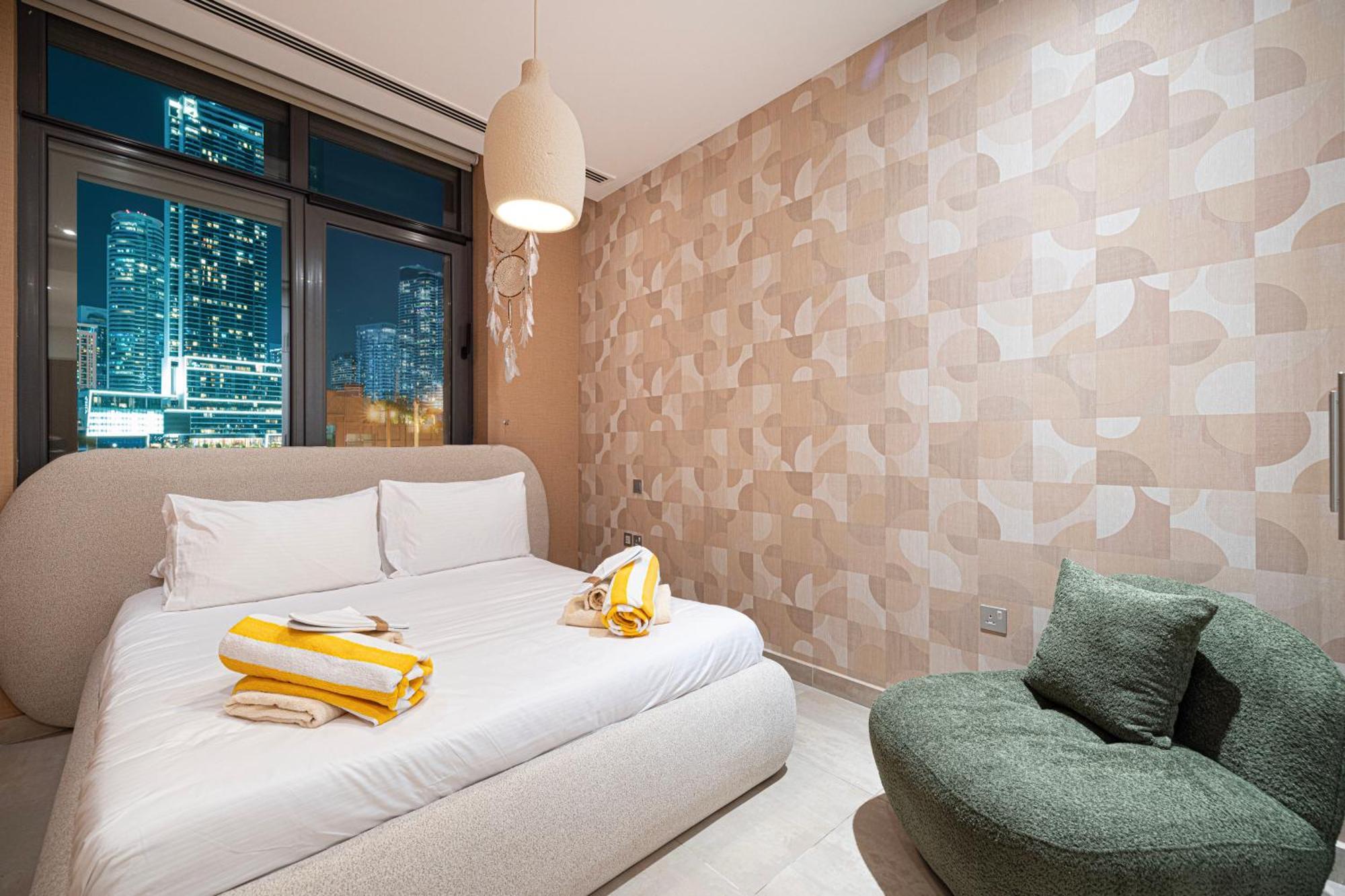 Koyo In The Heart Of Jbr - 3bdr Apartment *
