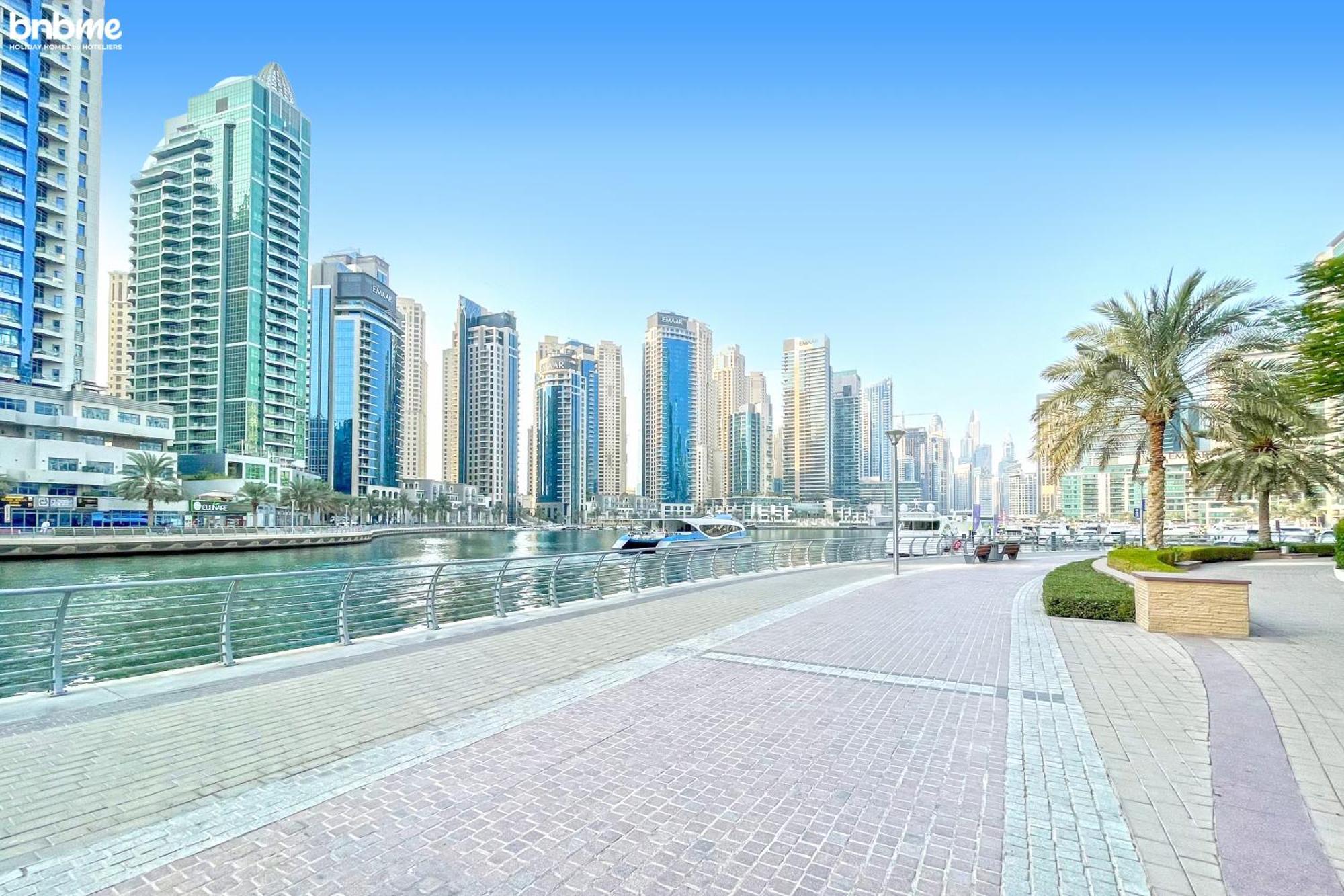 Bnbmehomes - Damac Waves Tower * Dubai