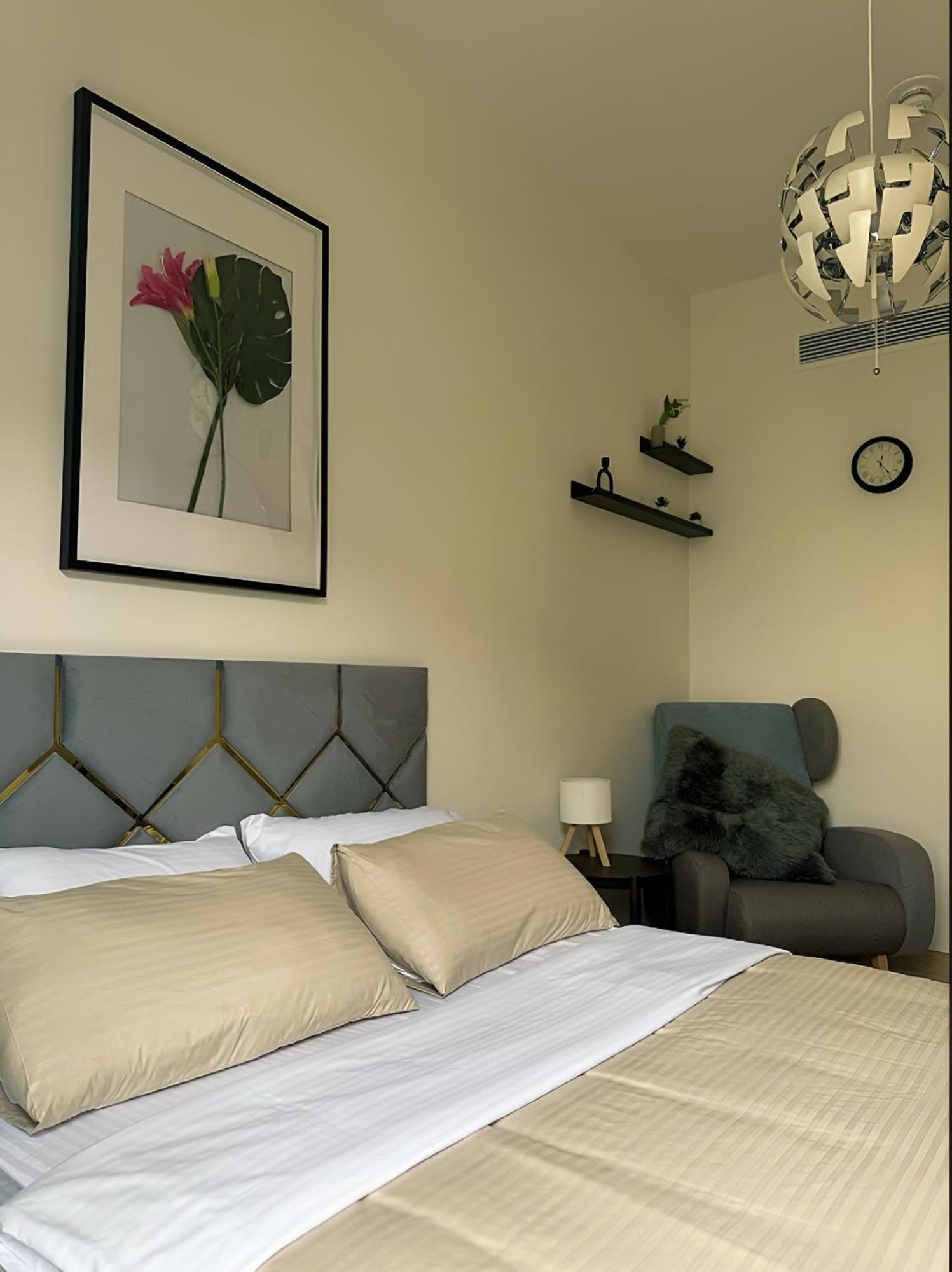 Roomook * Dubai