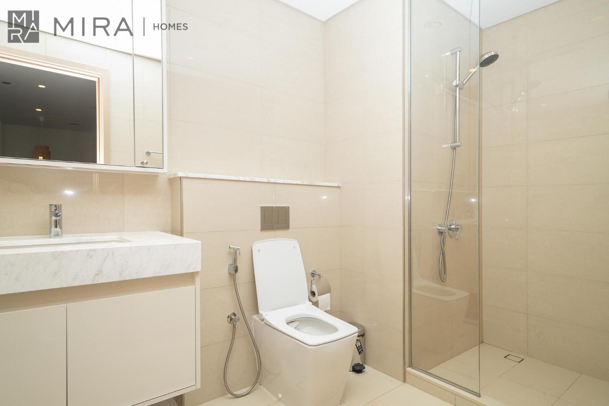 Apartment Mira Homes - Bright 1 Bedroom Close To Burj Khalifa, Mall Dubai