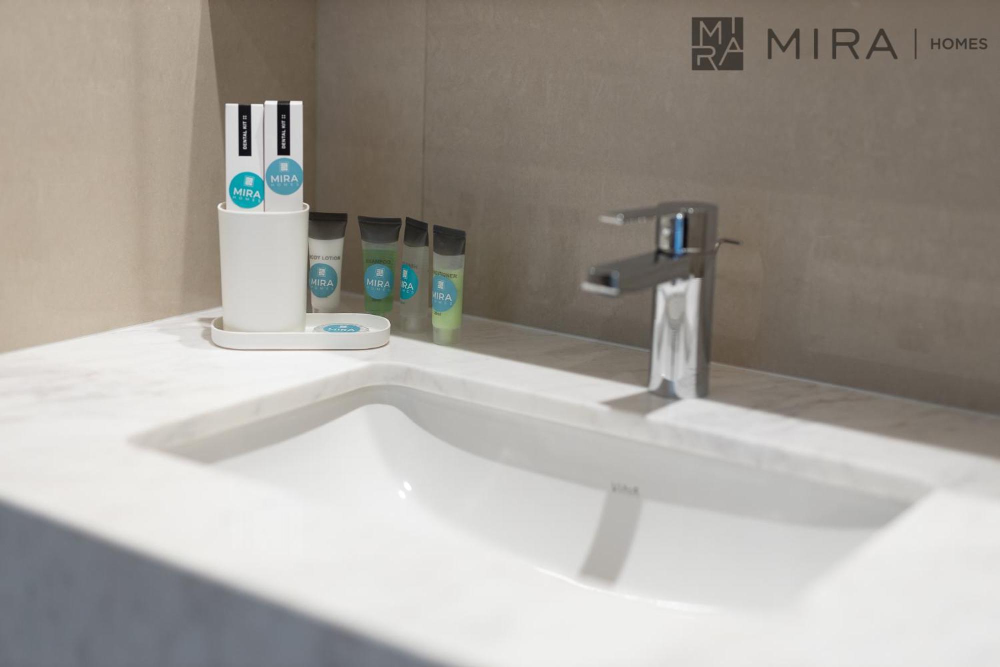 Apartment Mira Homes - Bright 1 Bedroom Close To Burj Khalifa, Mall *