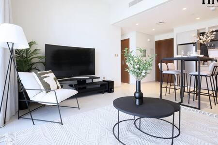 1 Bed In Vida Creek Apartment *