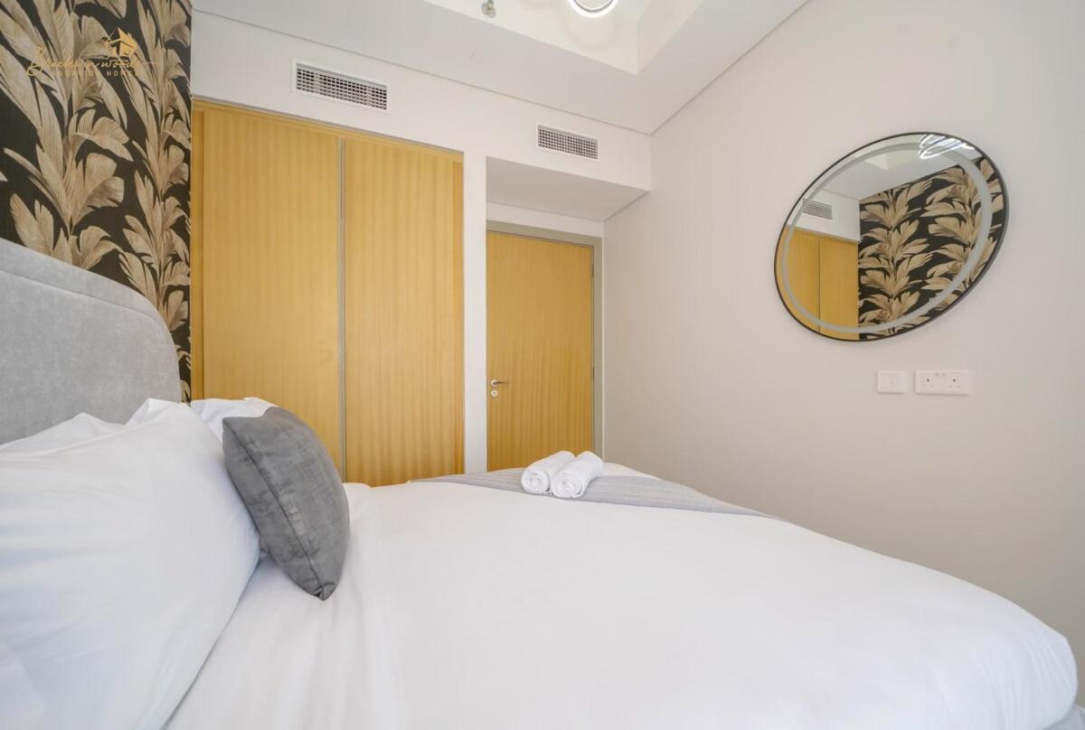Modern Sunset View 2bhk 6pax Dubai