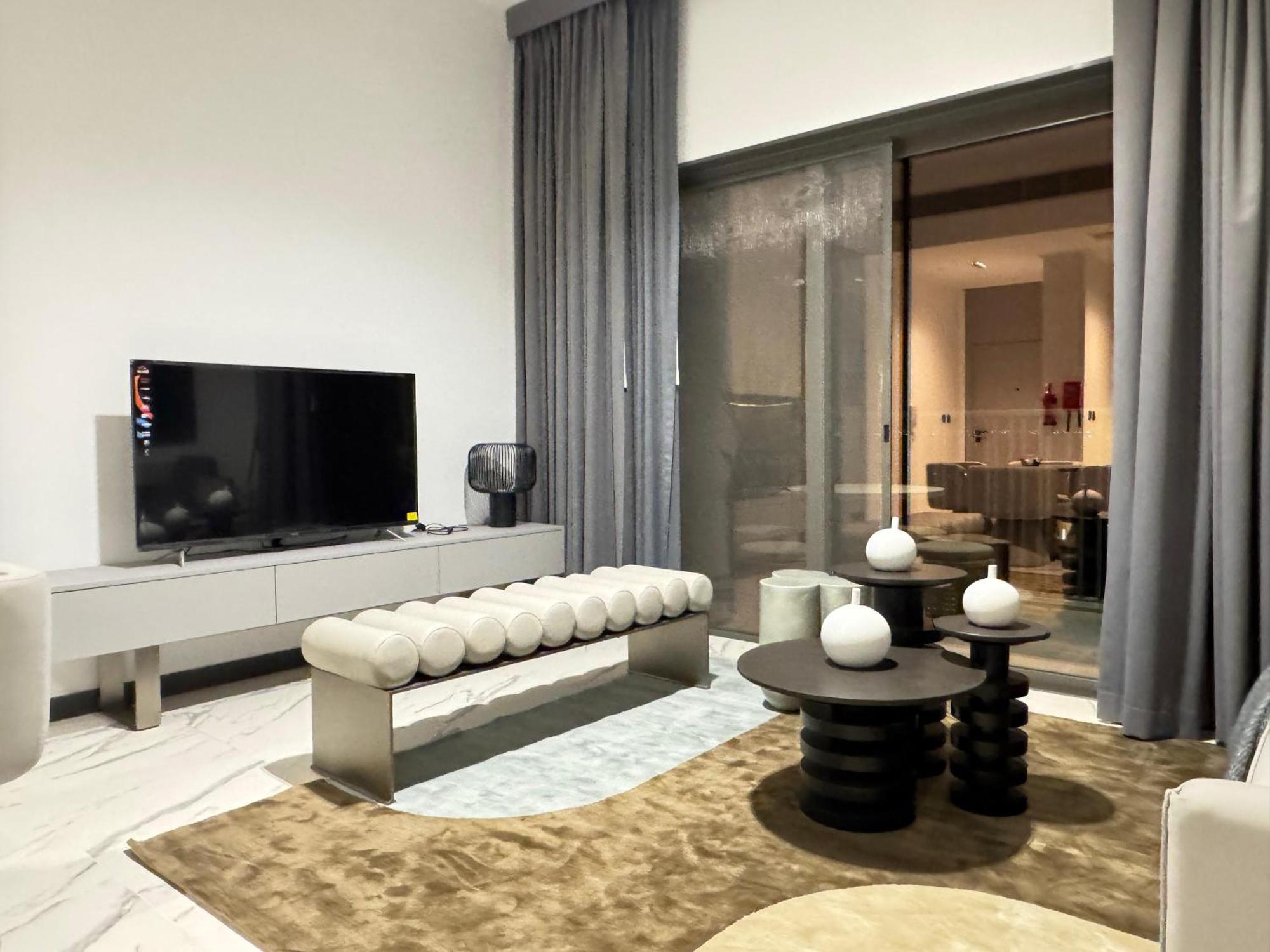 Apartment Dvr 1br In Mag 900 Mbr *