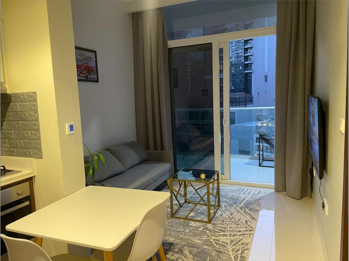 1bed -walkable To Mall