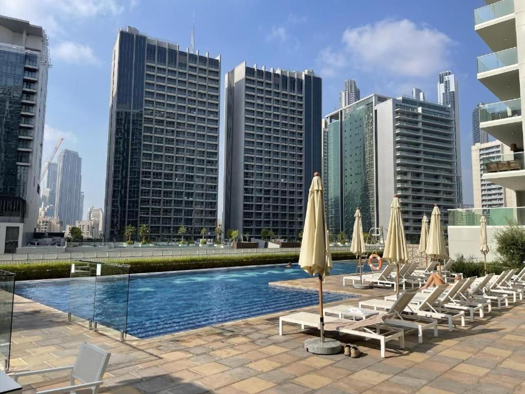 1bed -walkable To Mall Dubai