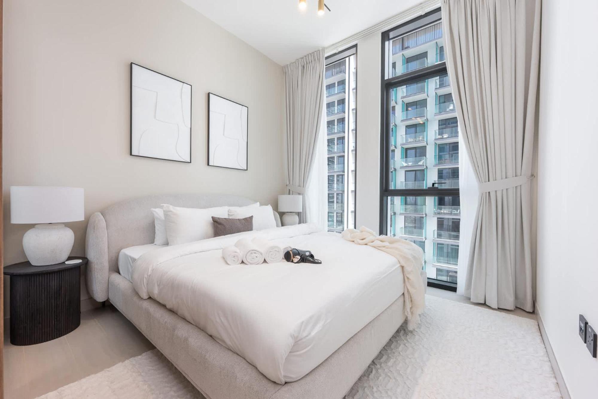 Gorgeous 1 Bedroom In Binghatti House And Sleeps 4