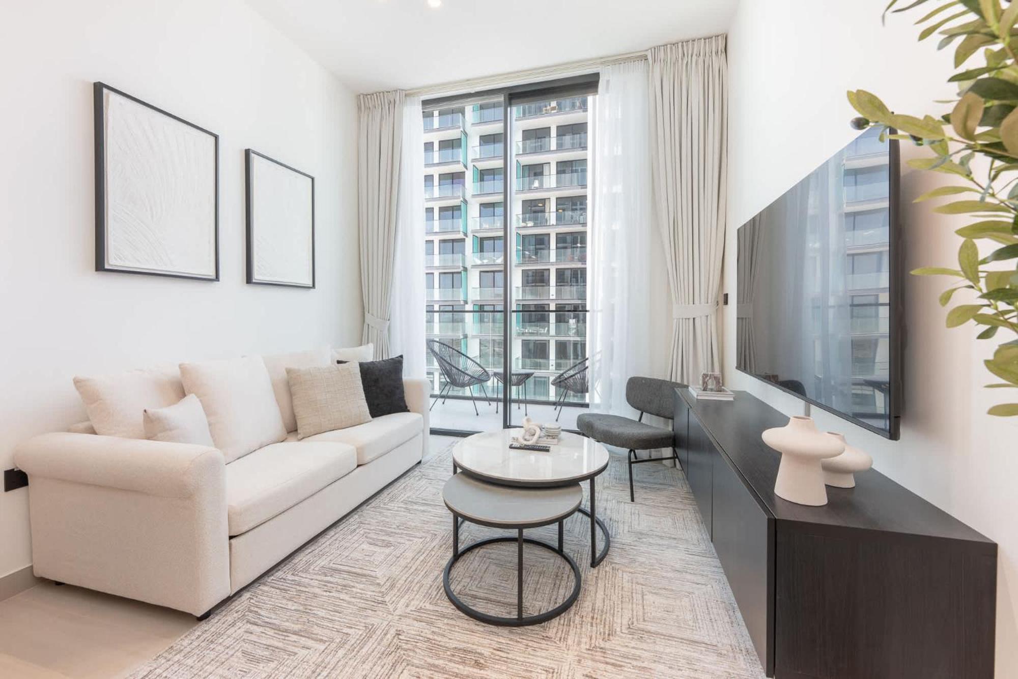 Gorgeous 1 Bedroom In Binghatti House And Sleeps 4 Dubai
