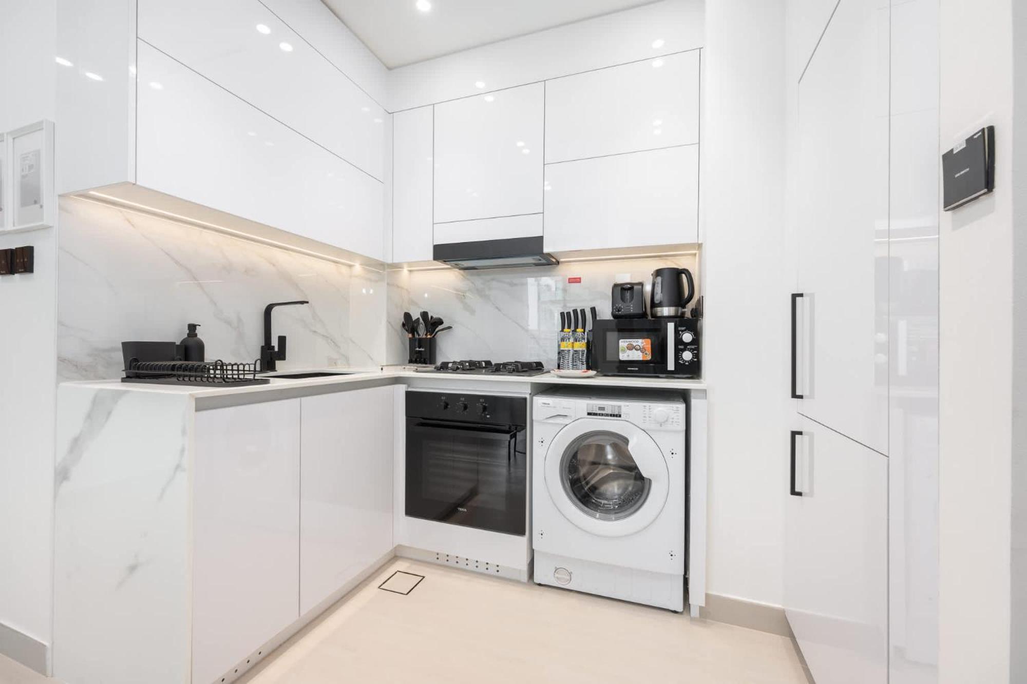 Gorgeous 1 Bedroom In Binghatti House And Sleeps 4