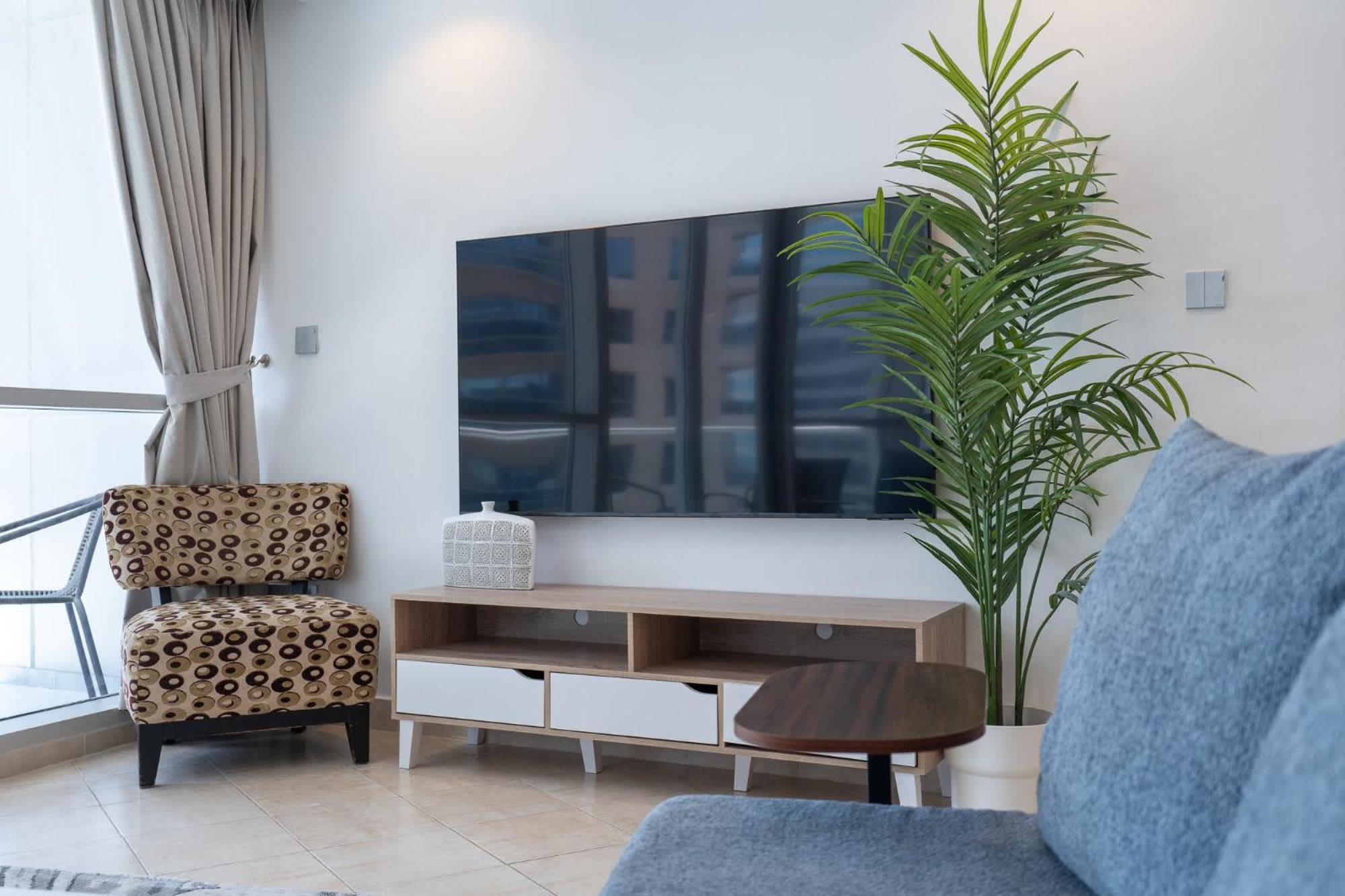 Cozy 3br With View In Marina! Apartment *