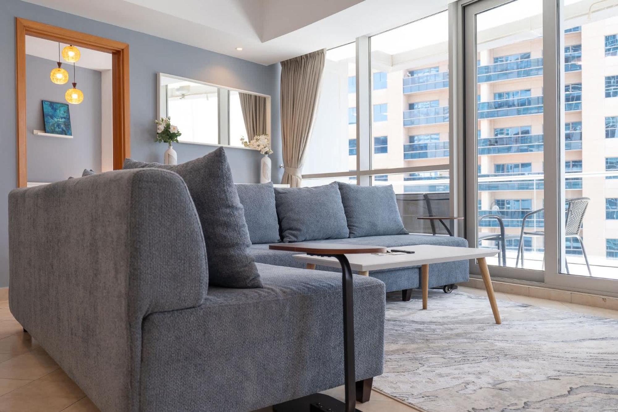 Apartment Cozy 3br With View In Marina! Dubai