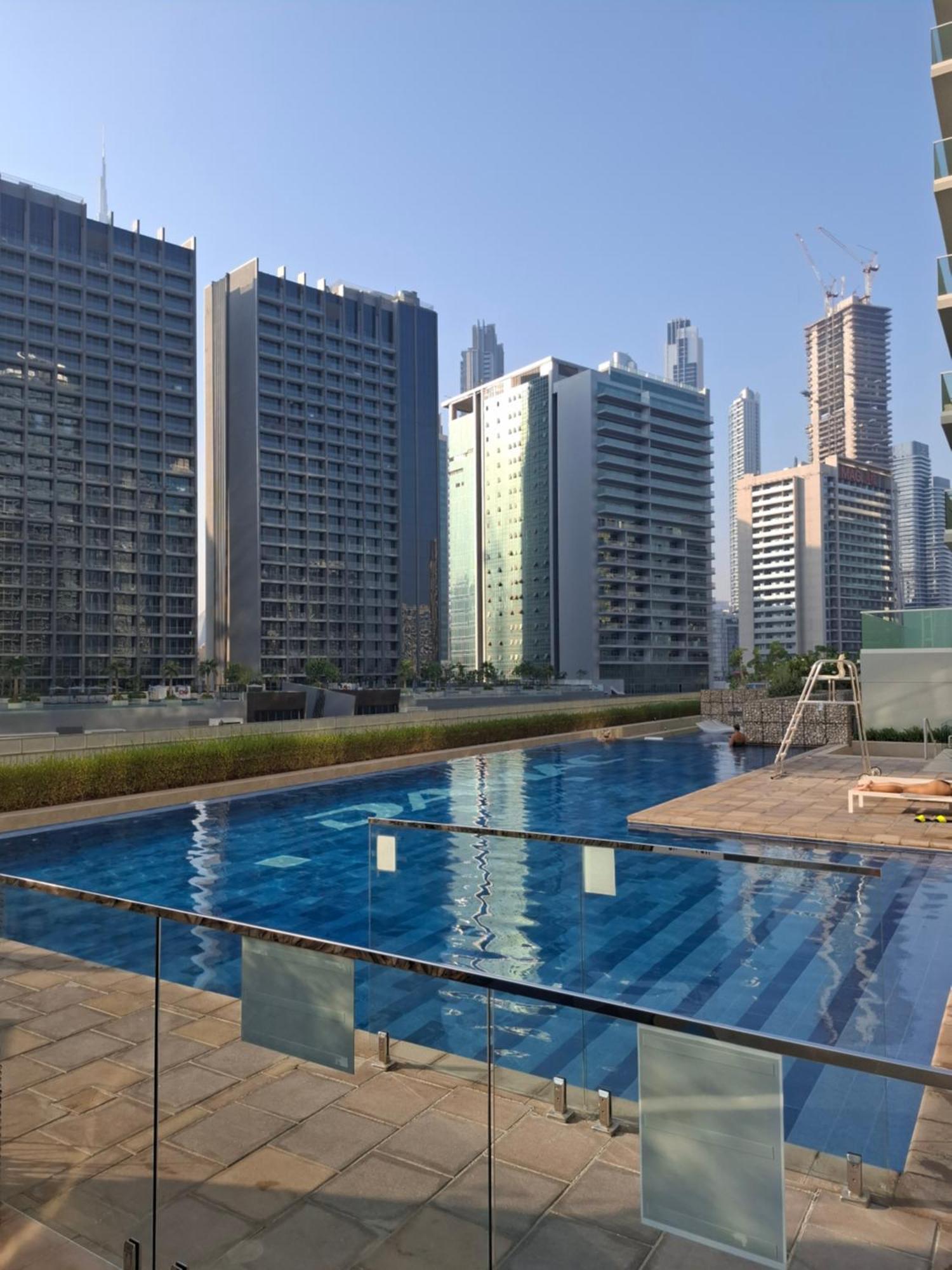 Apartment Stunning Burj View - Cozy 2br - 5 Min Mall Dubai