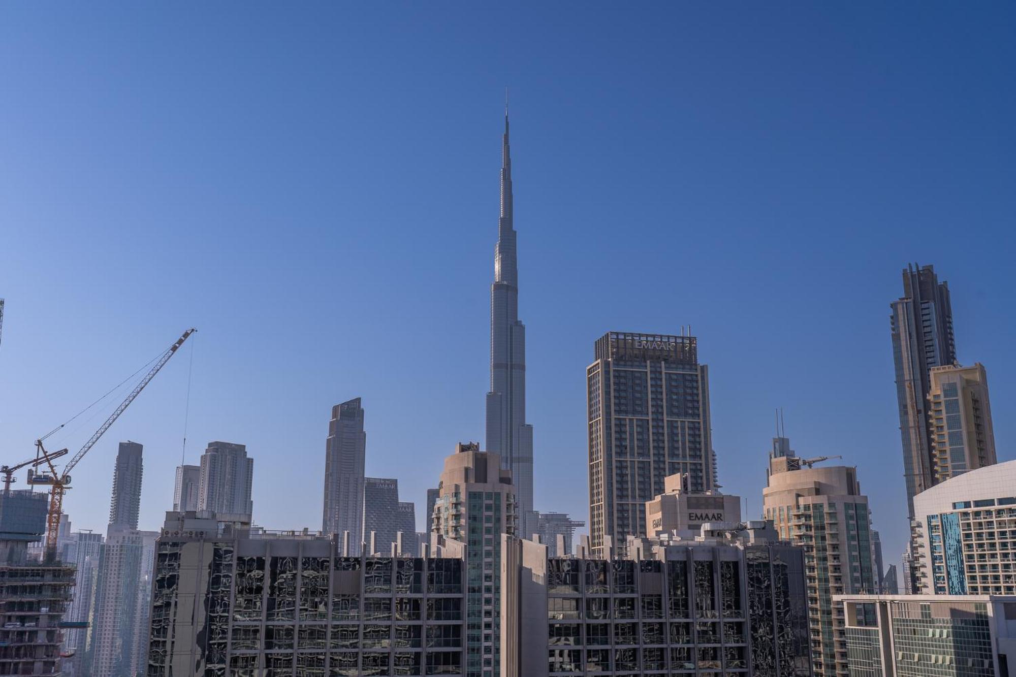 Stunning Burj View - Cozy 2br - 5 Min Mall *