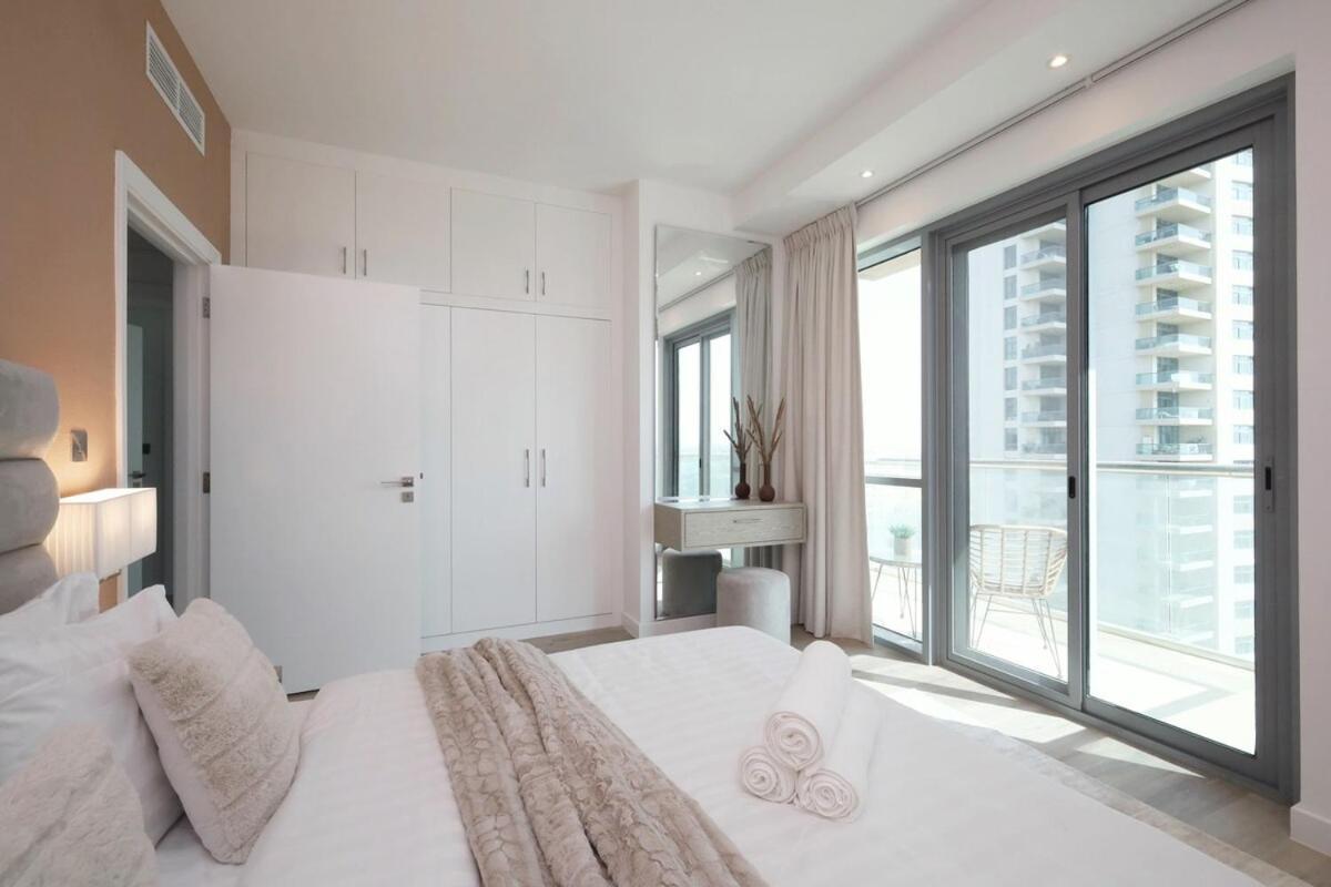 Apartment Luxury 3 Bed With Golf Course Views *