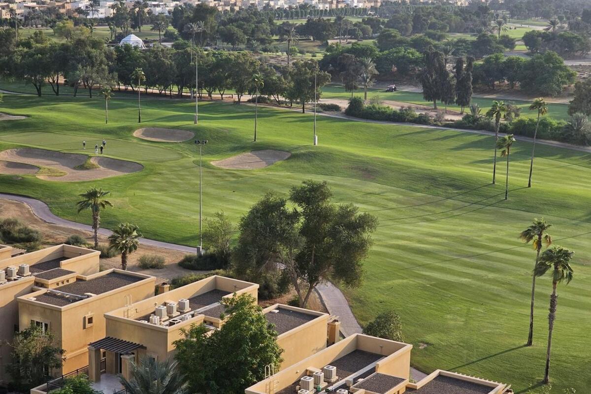 Luxury 3 Bed With Golf Course Views Apartment *
