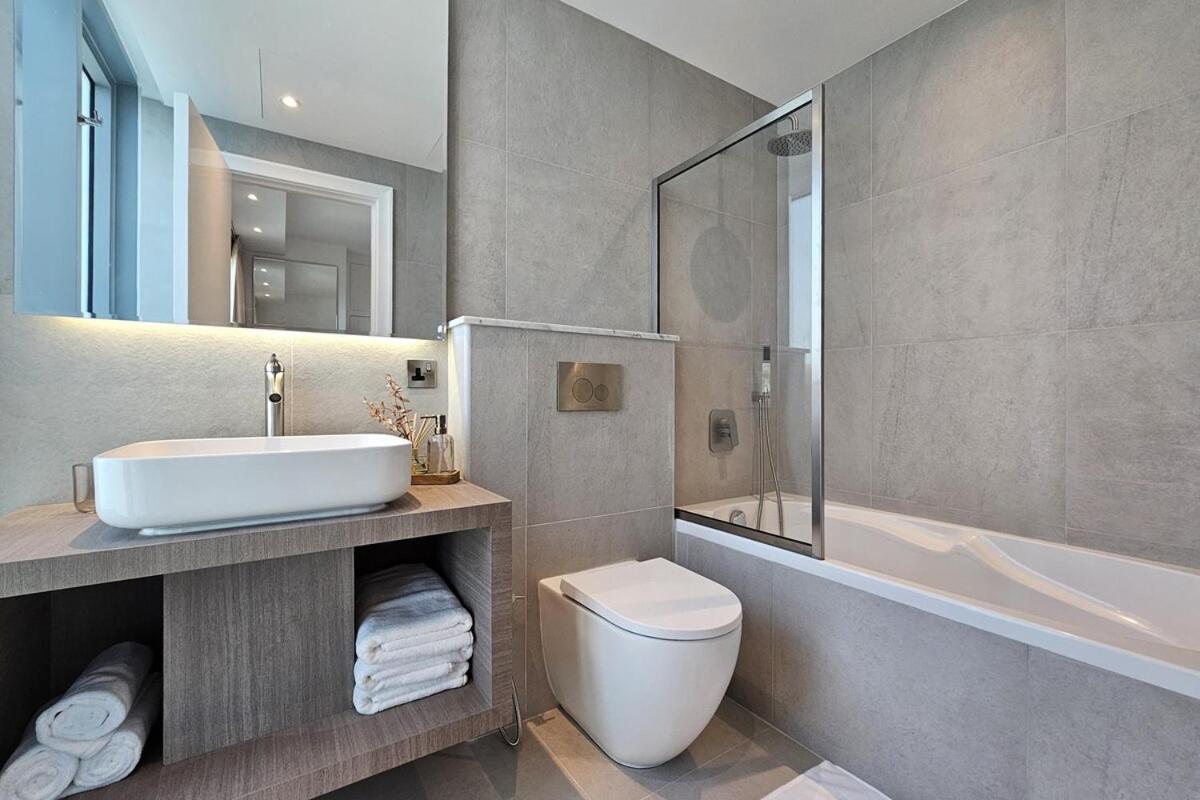 Apartment Luxury 3 Bed With Golf Course Views Dubai
