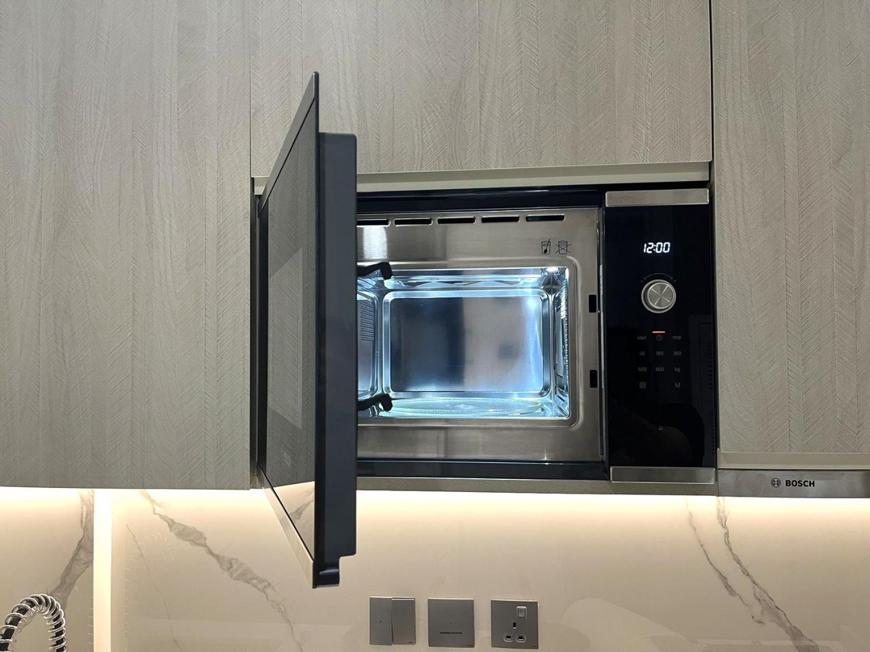 Apartamento New Luxury Near Marina-4min Walk From Metro *