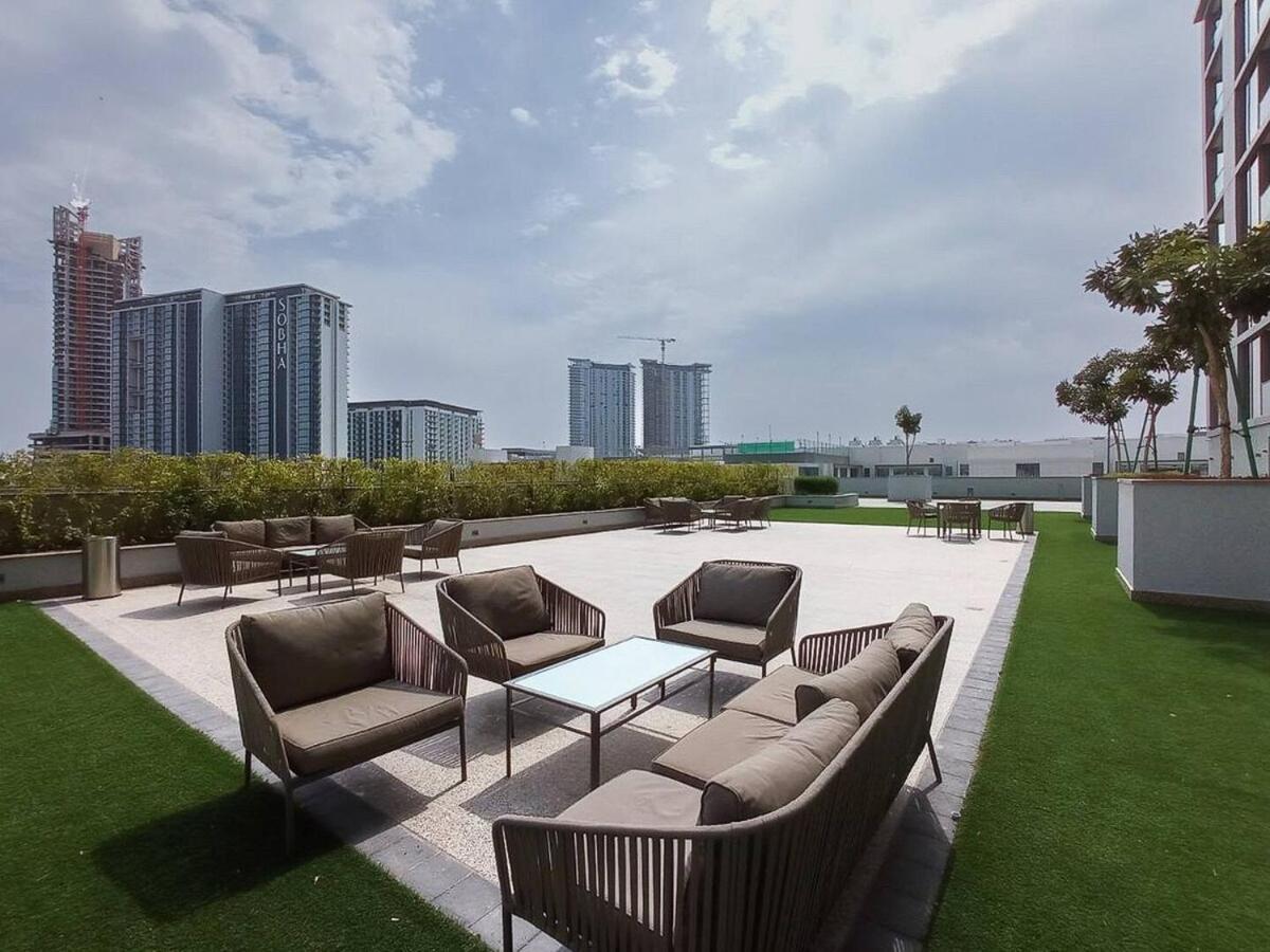 Modern 1br Retreat Creek Vistas Daire Dubai