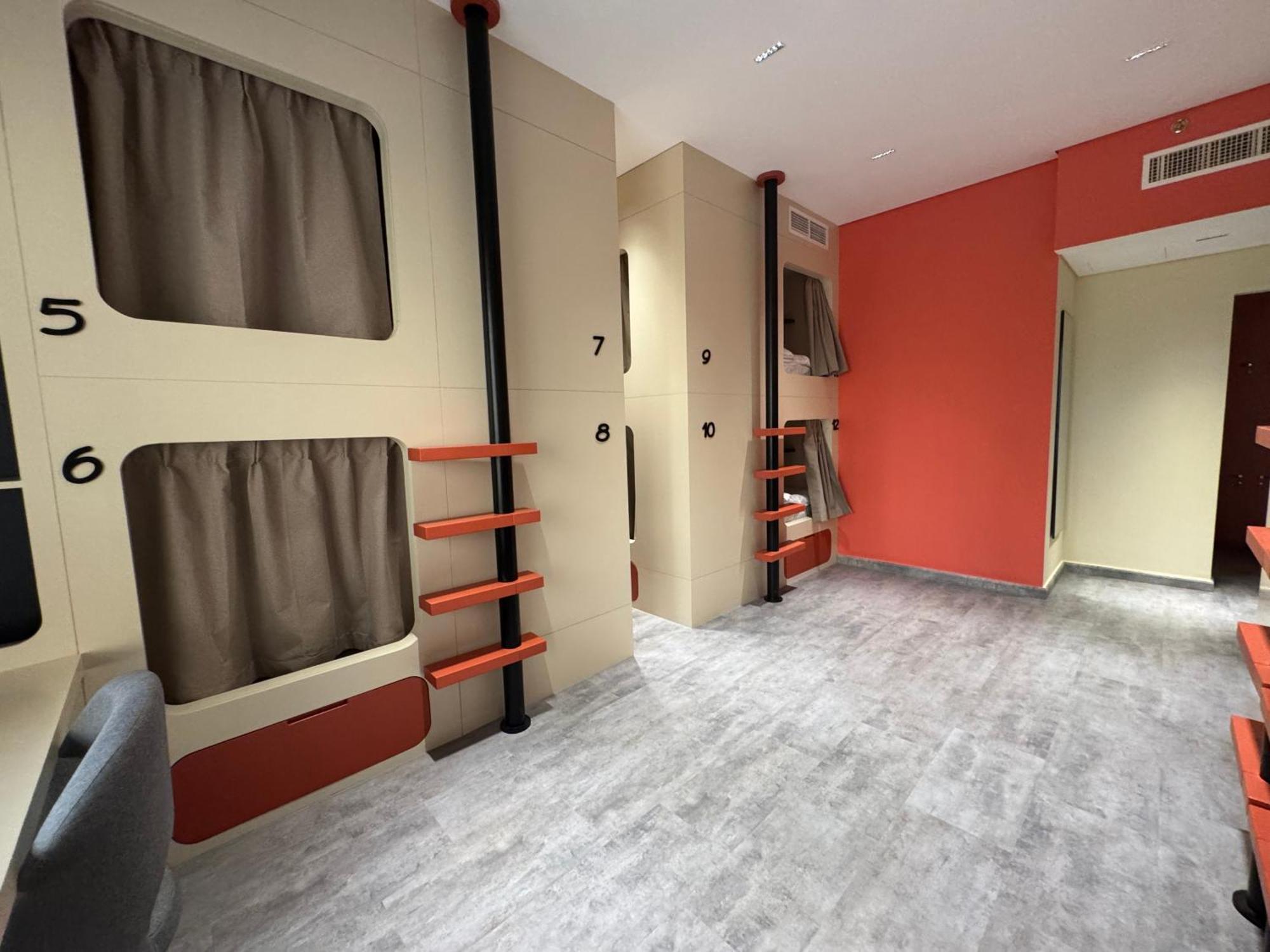 4 Friends Jbr Capsule hotel Dubai