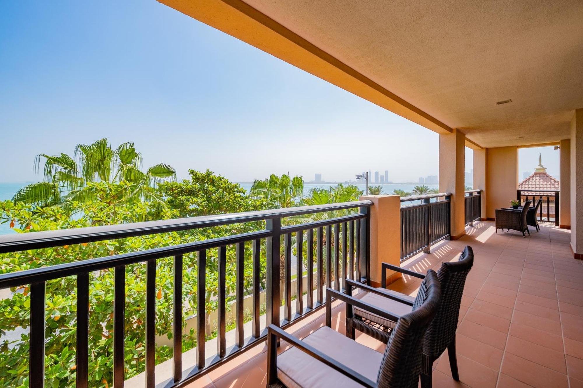 Luxe Getaways Royal Amwaj Palm Jumeirah Daire