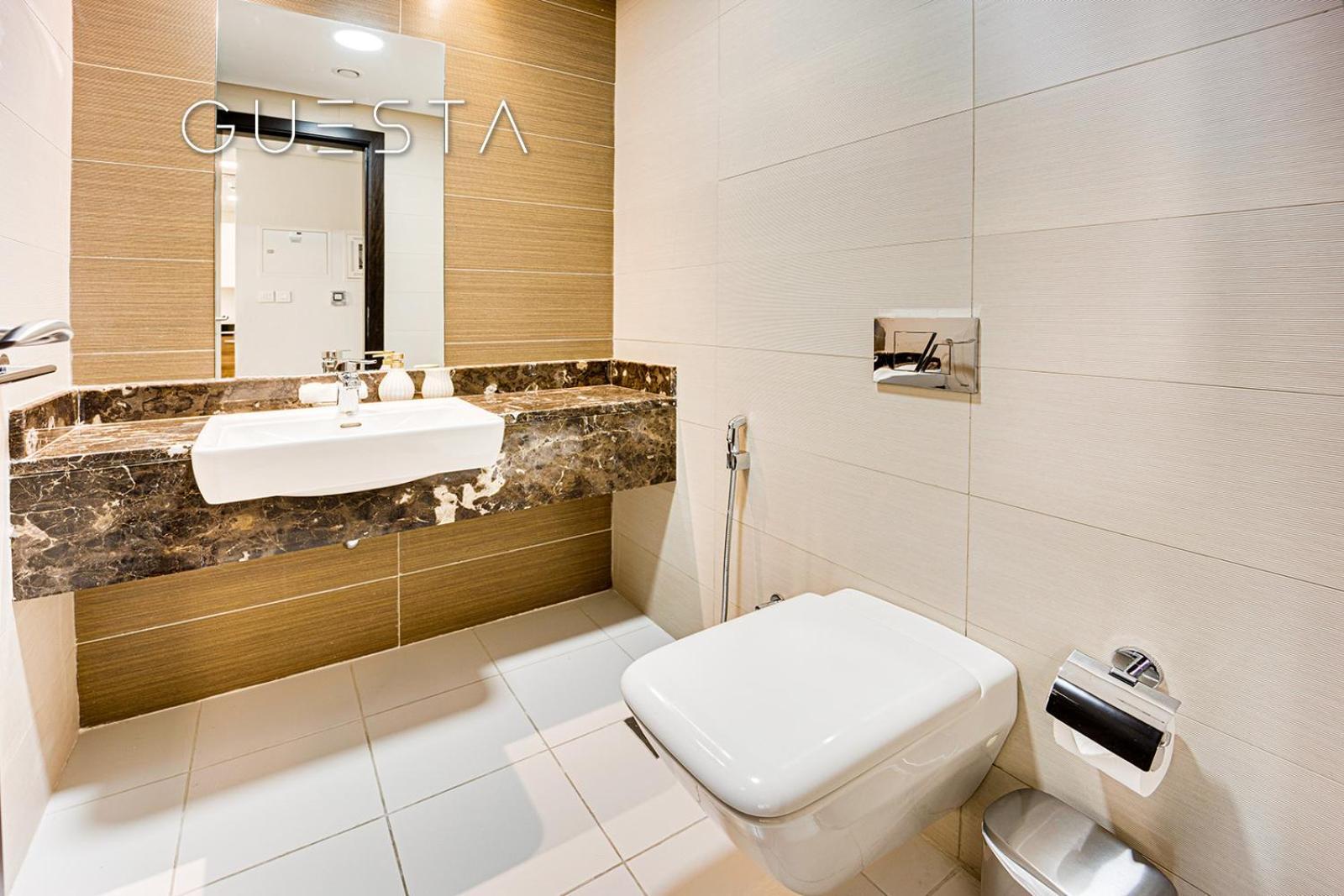 Apartment Sparkle Tower, Marina *