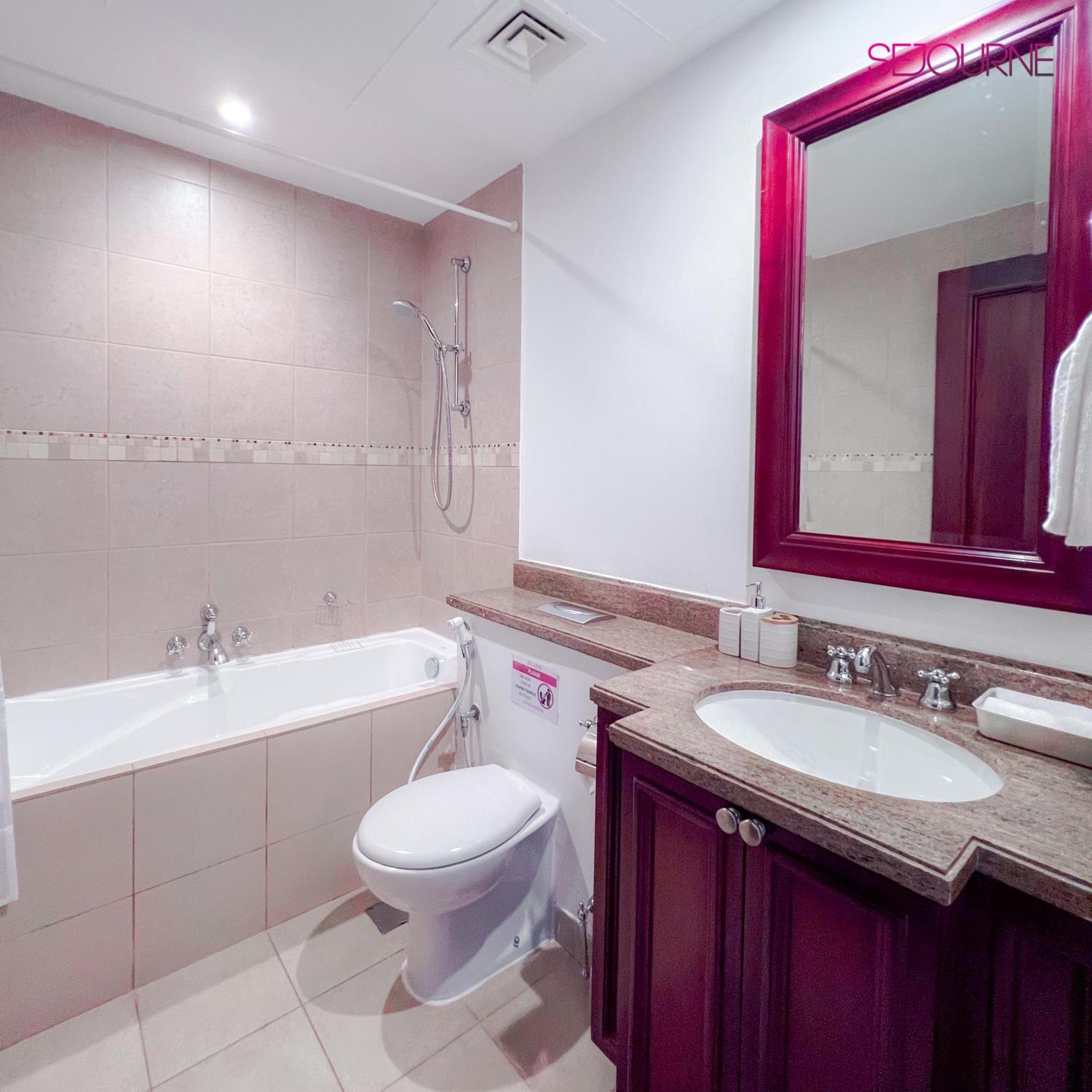 Daire Mot45 2br Downtown W Full Burj Khalifa View