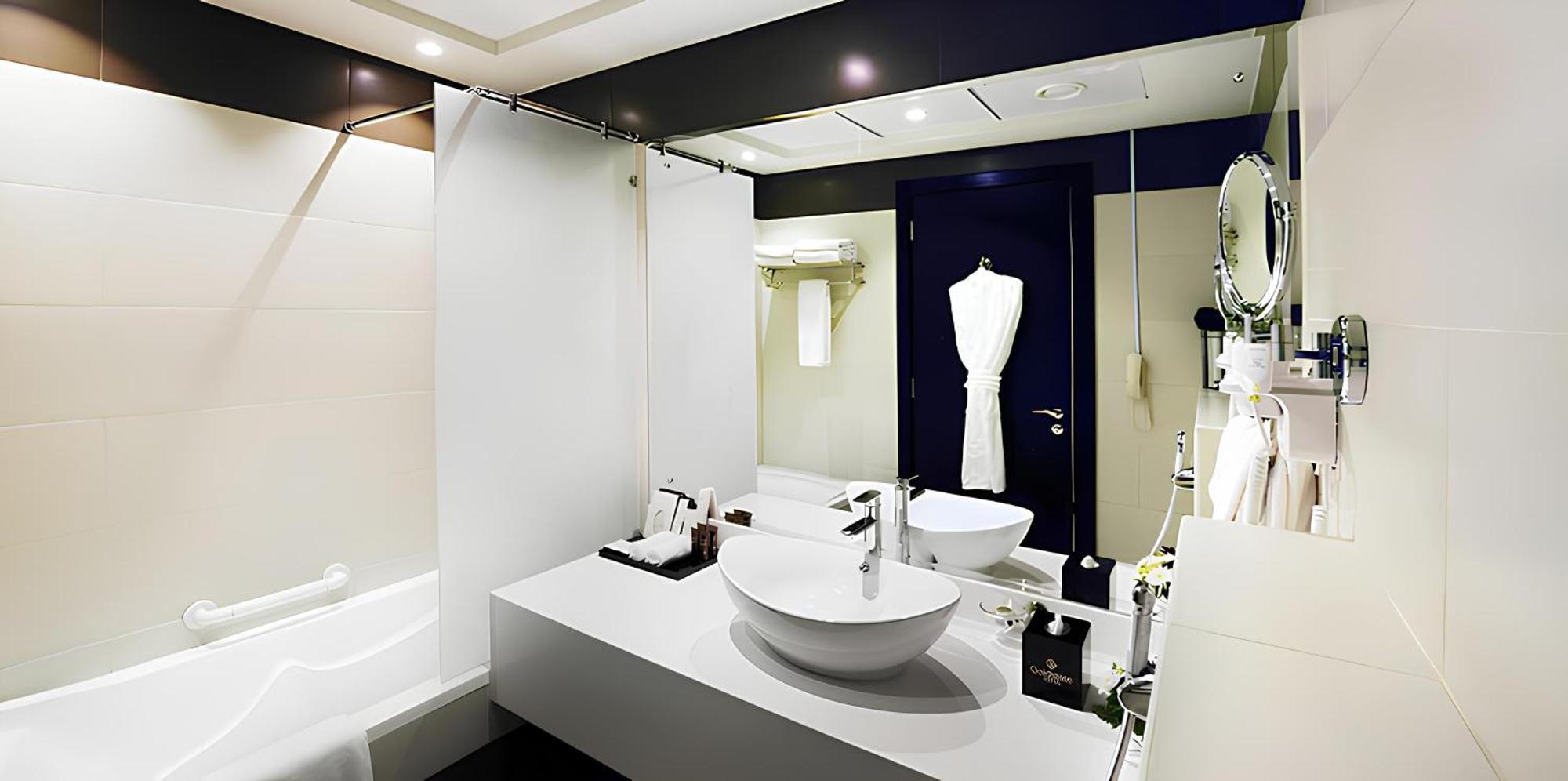 Otel Pulse Al Jaddaf 4*