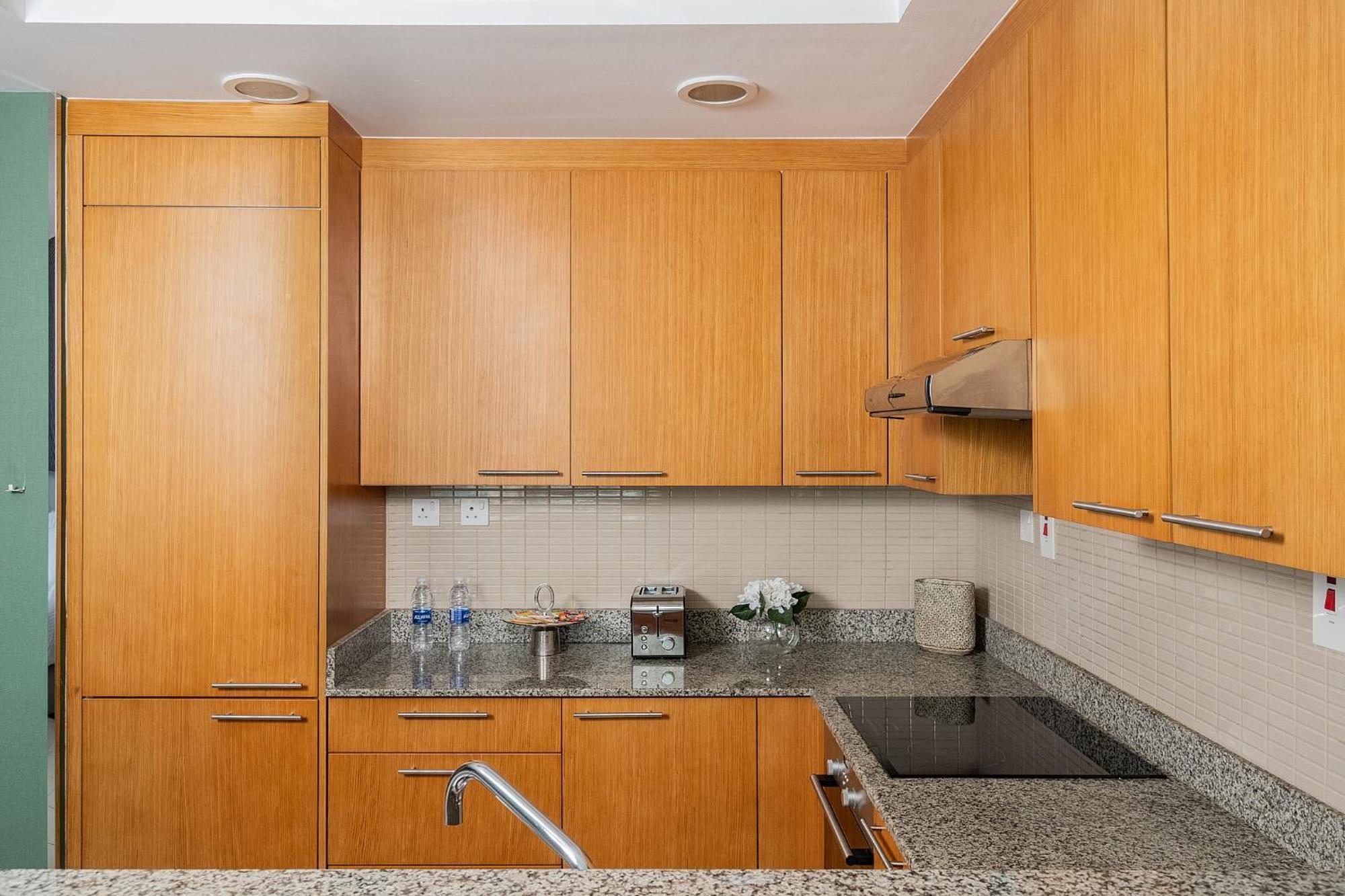 Daire Escape 24 Homes - Bay Square - Business Bay