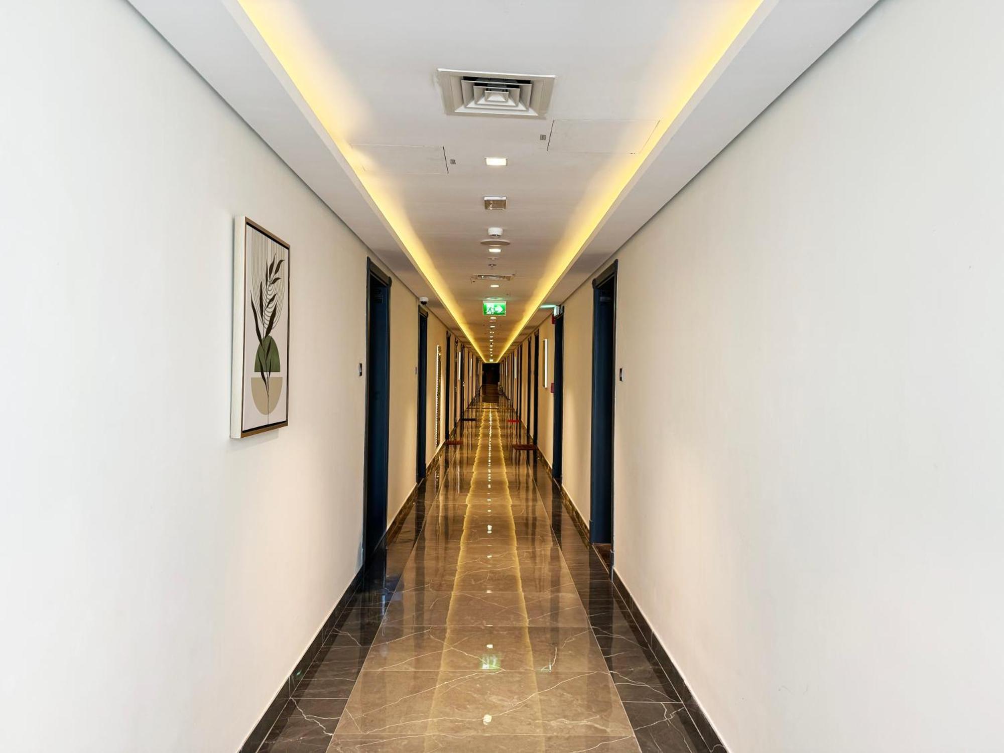 Great Magnificent Brand New With Private Pool Dubai