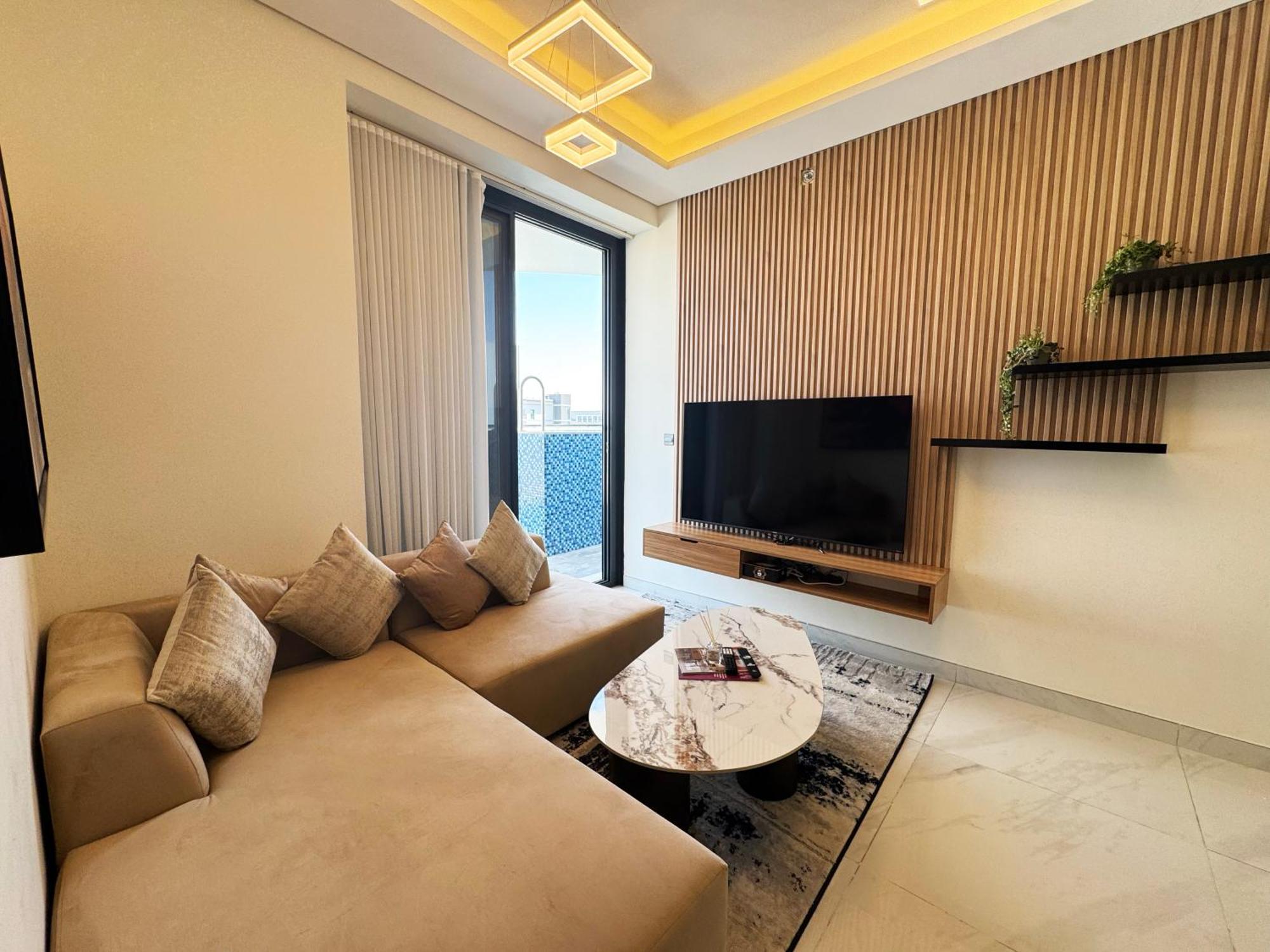 Great Magnificent Brand New With Private Pool * Dubai
