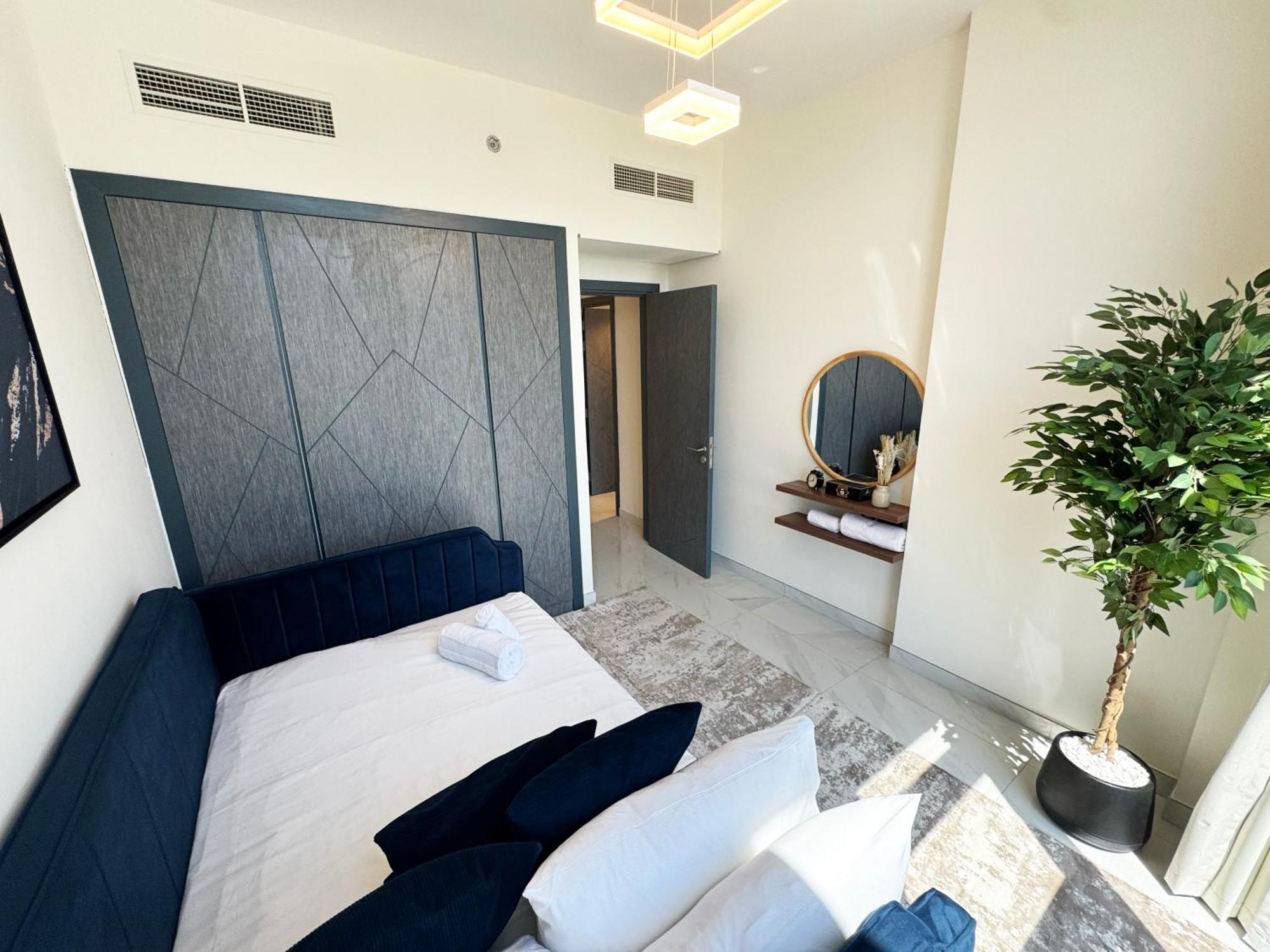 Great Magnificent Brand New With Private Pool
