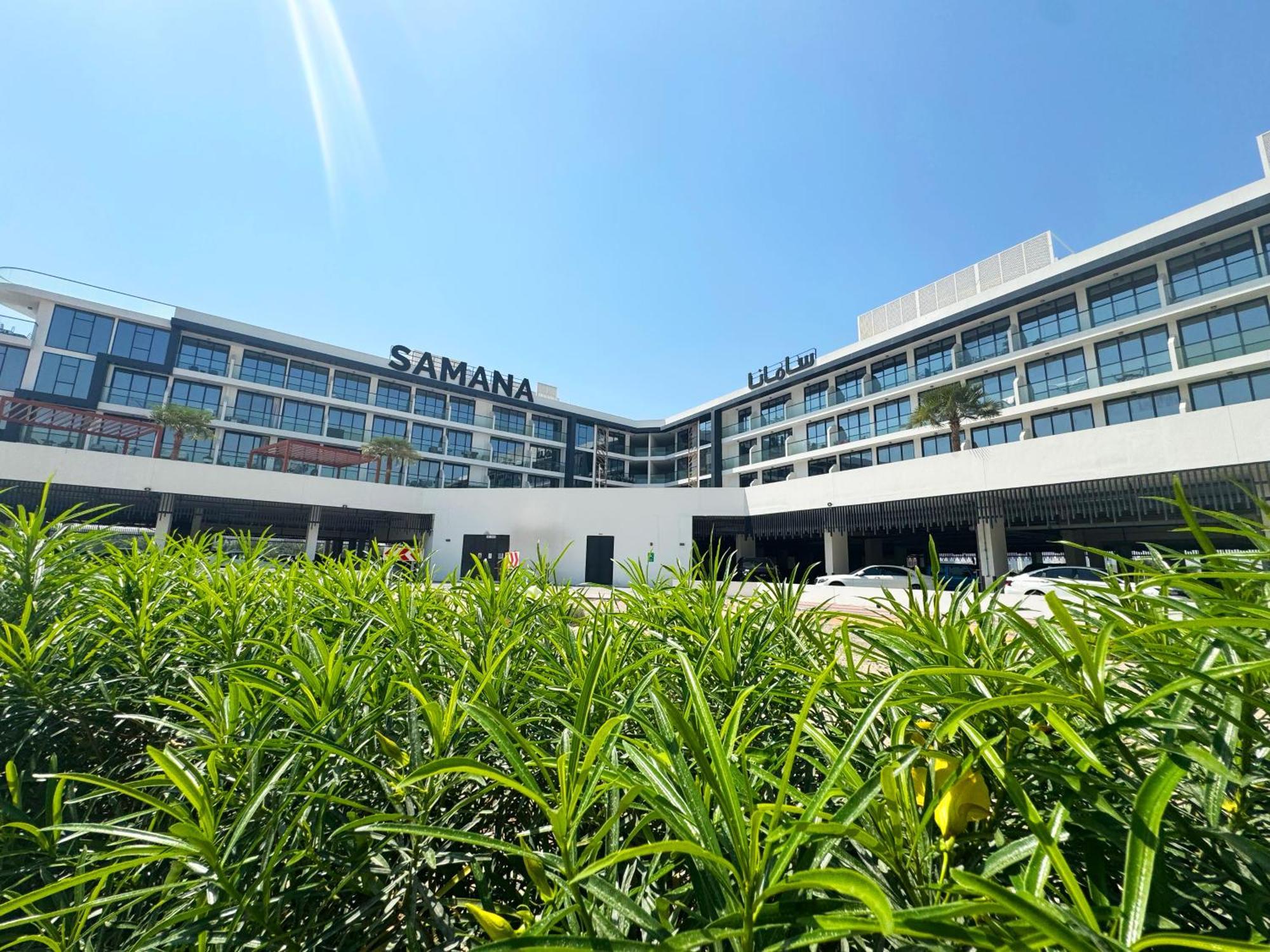 Great Magnificent Brand New With Private Pool Apartment *