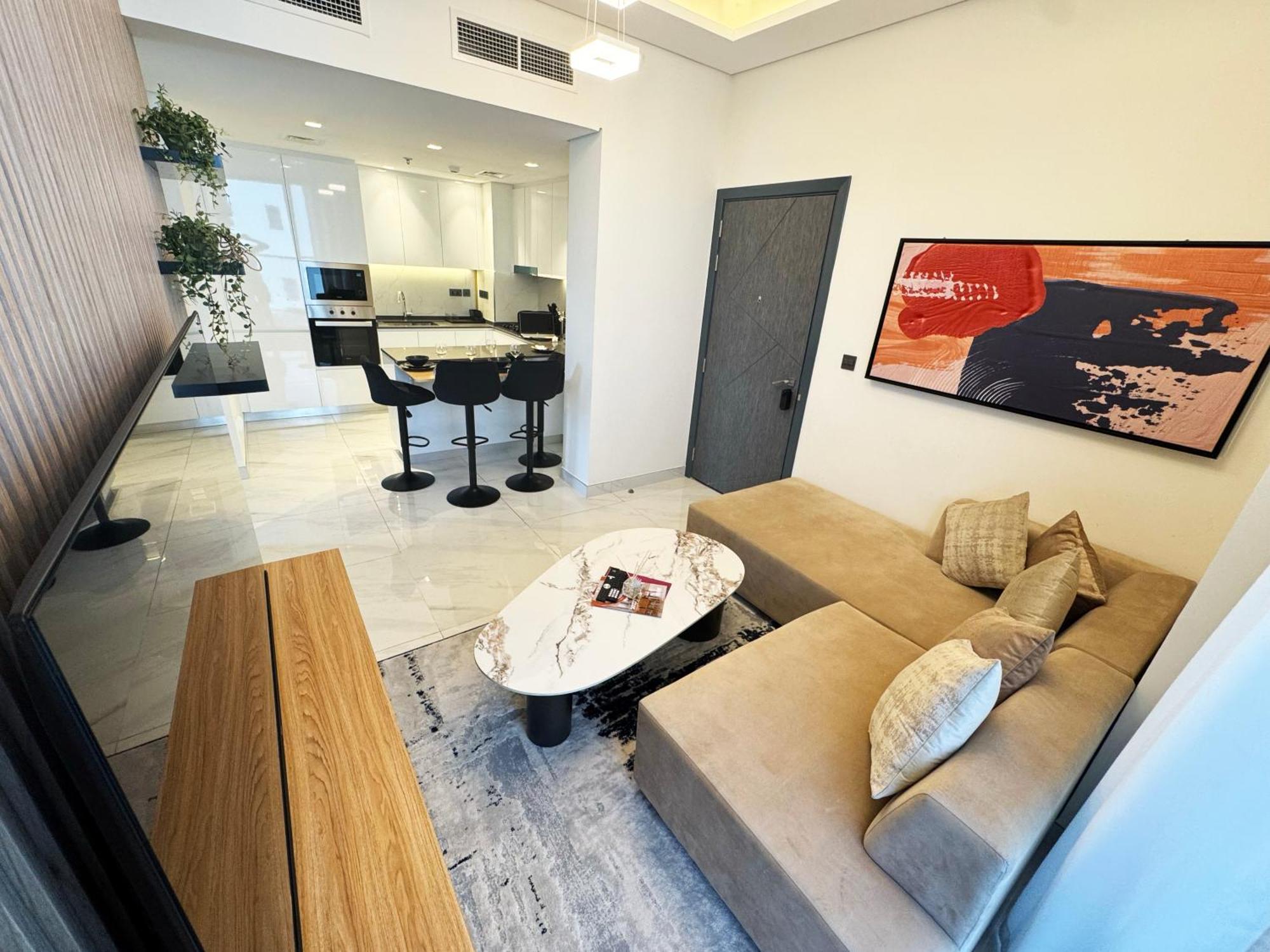 Great Magnificent Brand New With Private Pool *