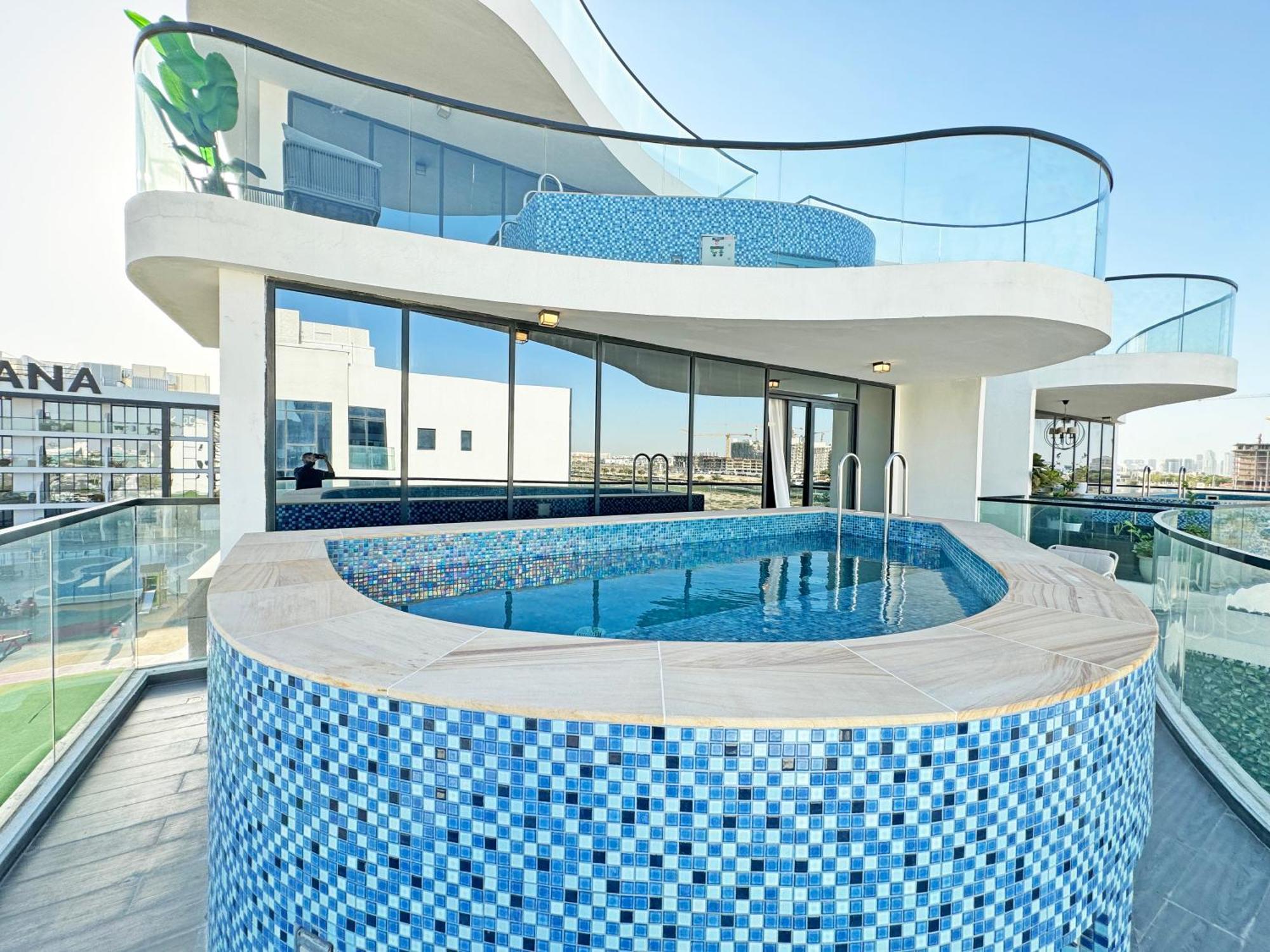 Great Magnificent Brand New With Private Pool * Dubai