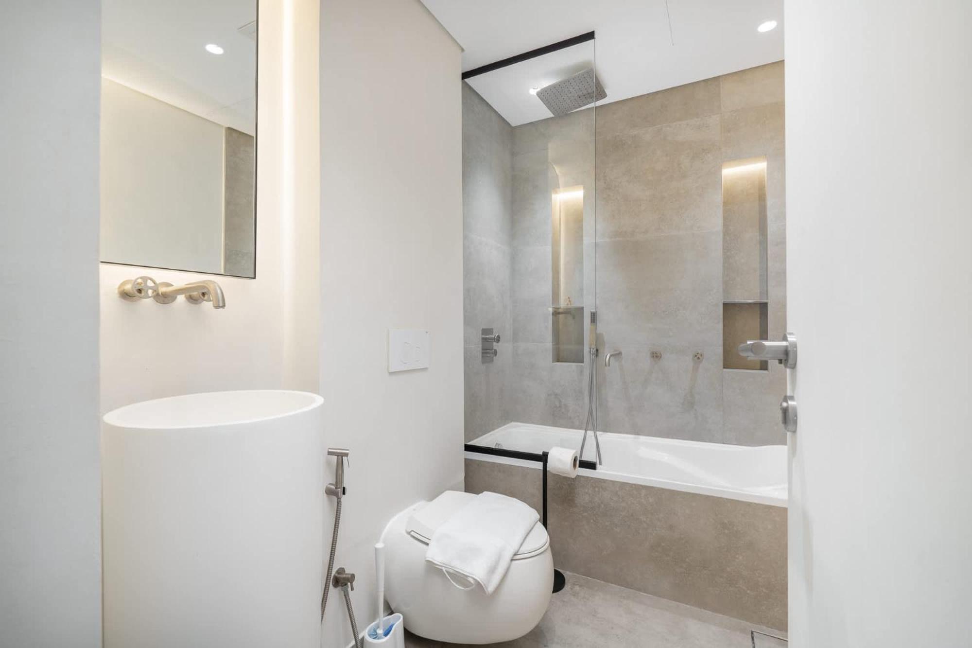 Villa Luxury 4br Villa-al Reem 3-perfect Family Getaway *